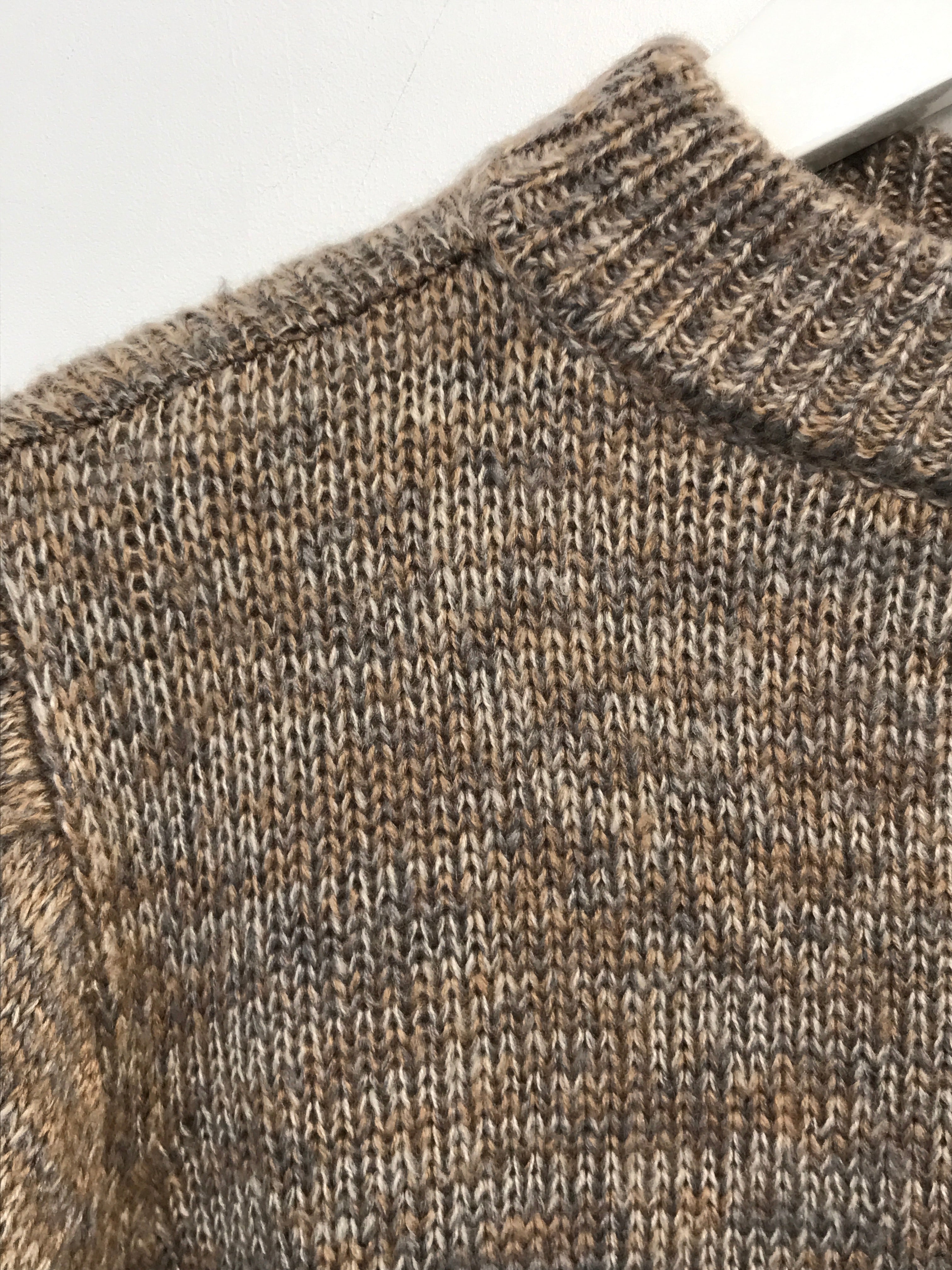 VRS Sweater