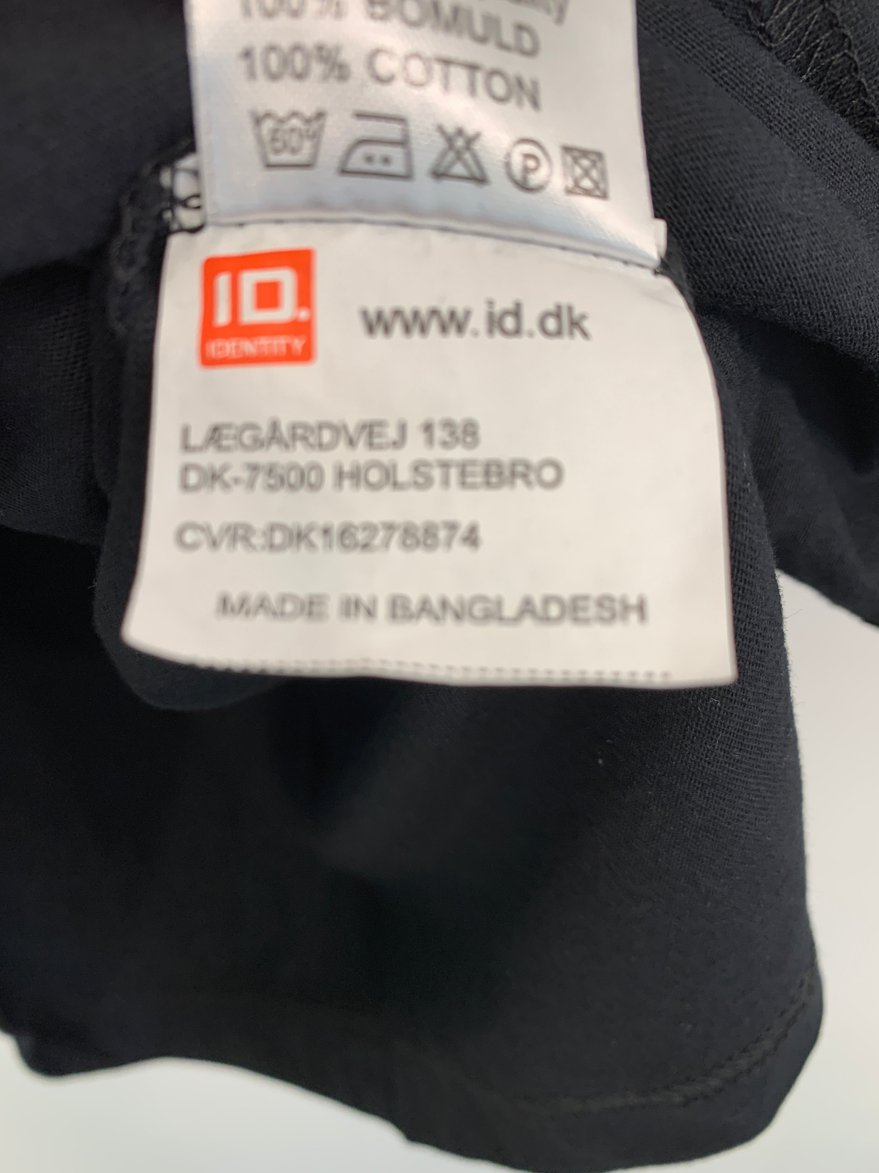 ID T-shirt