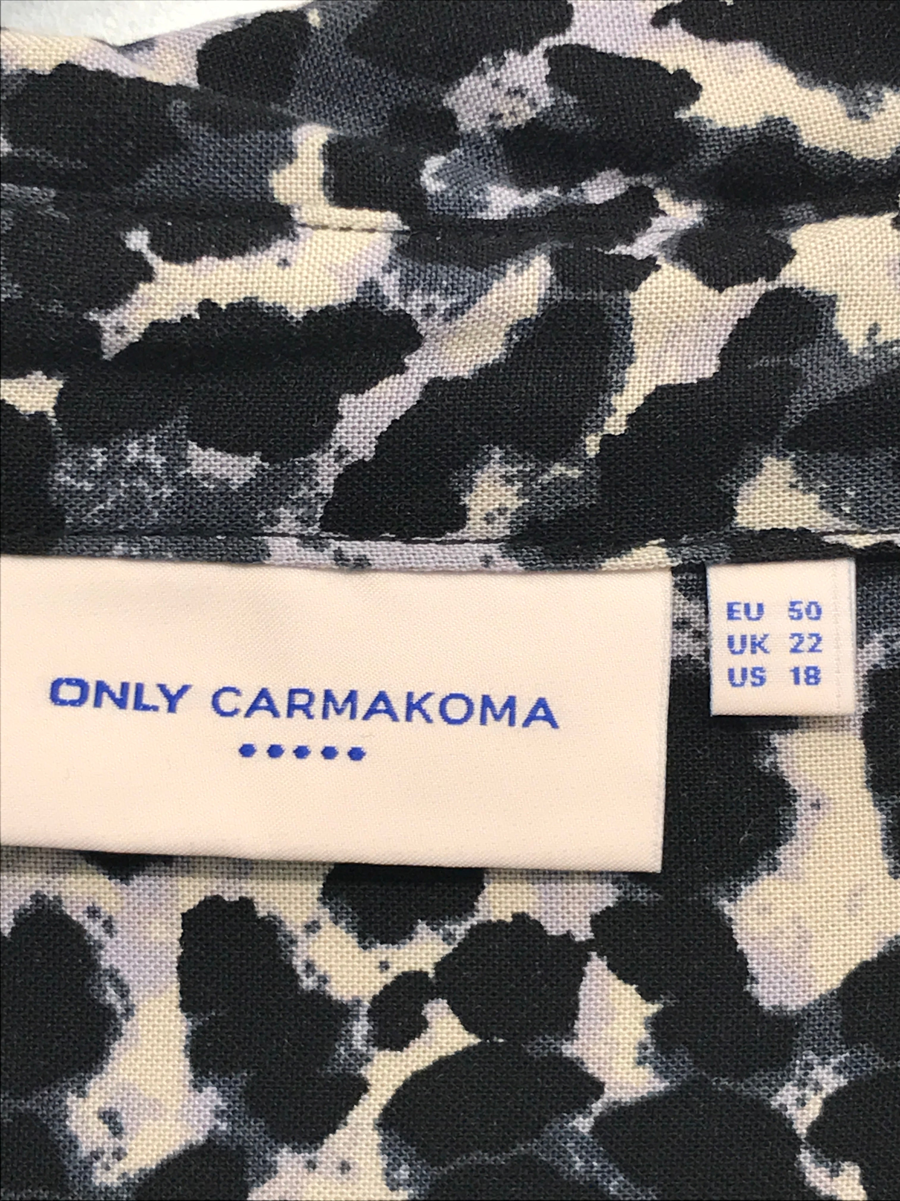 Only Carmakoma Kjole