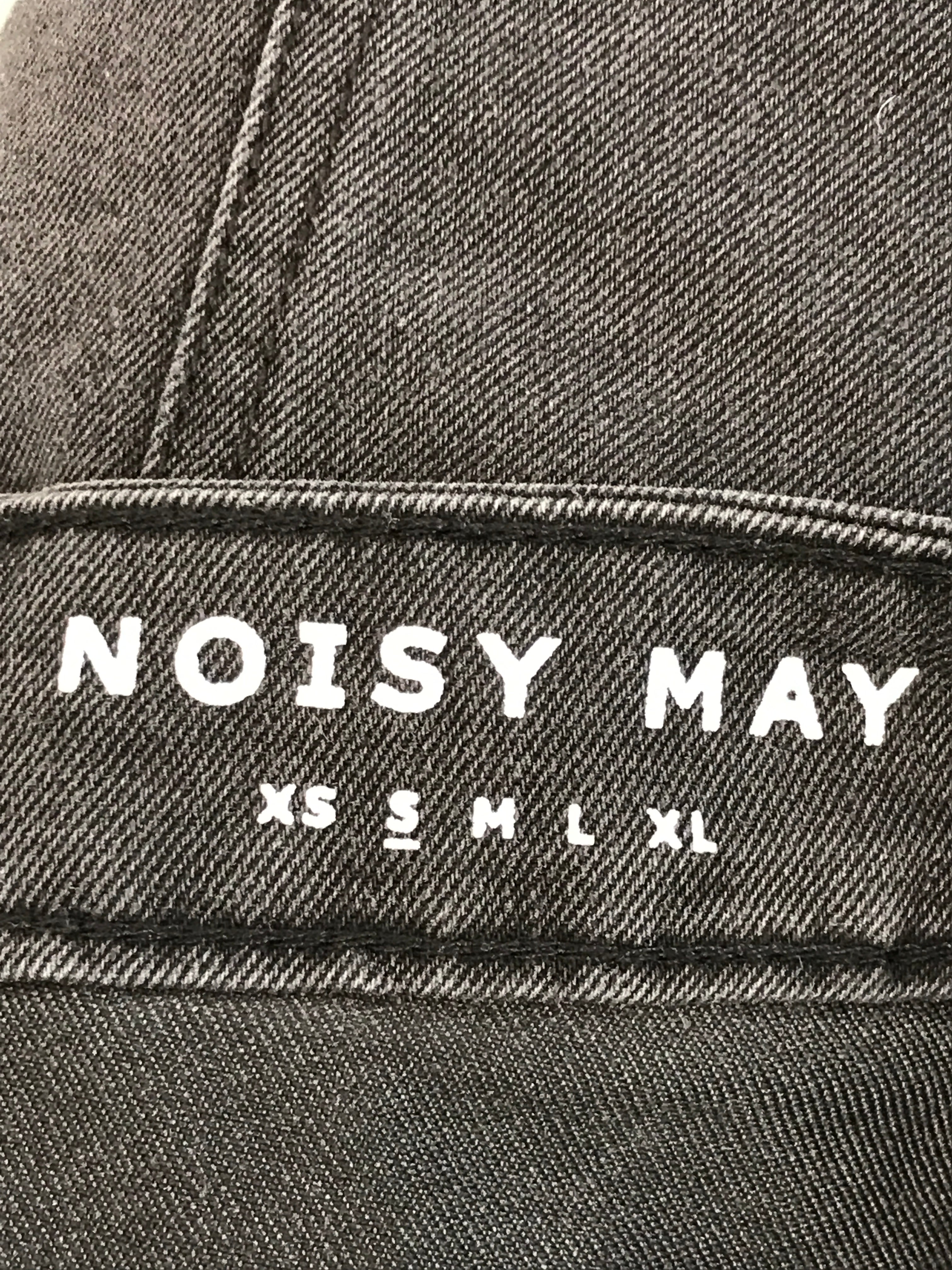 Noisy May Nederdel