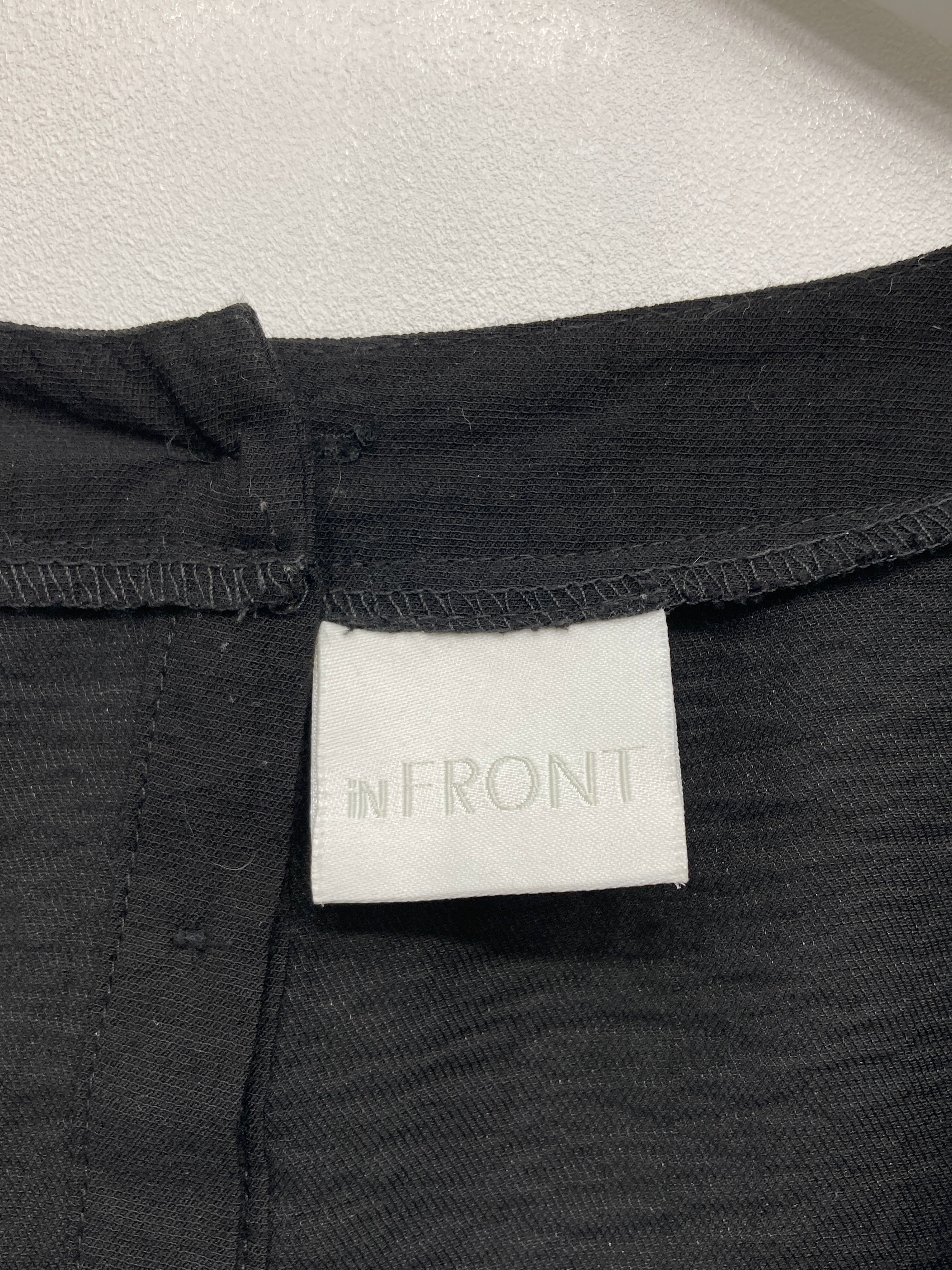 In-Front Kjole