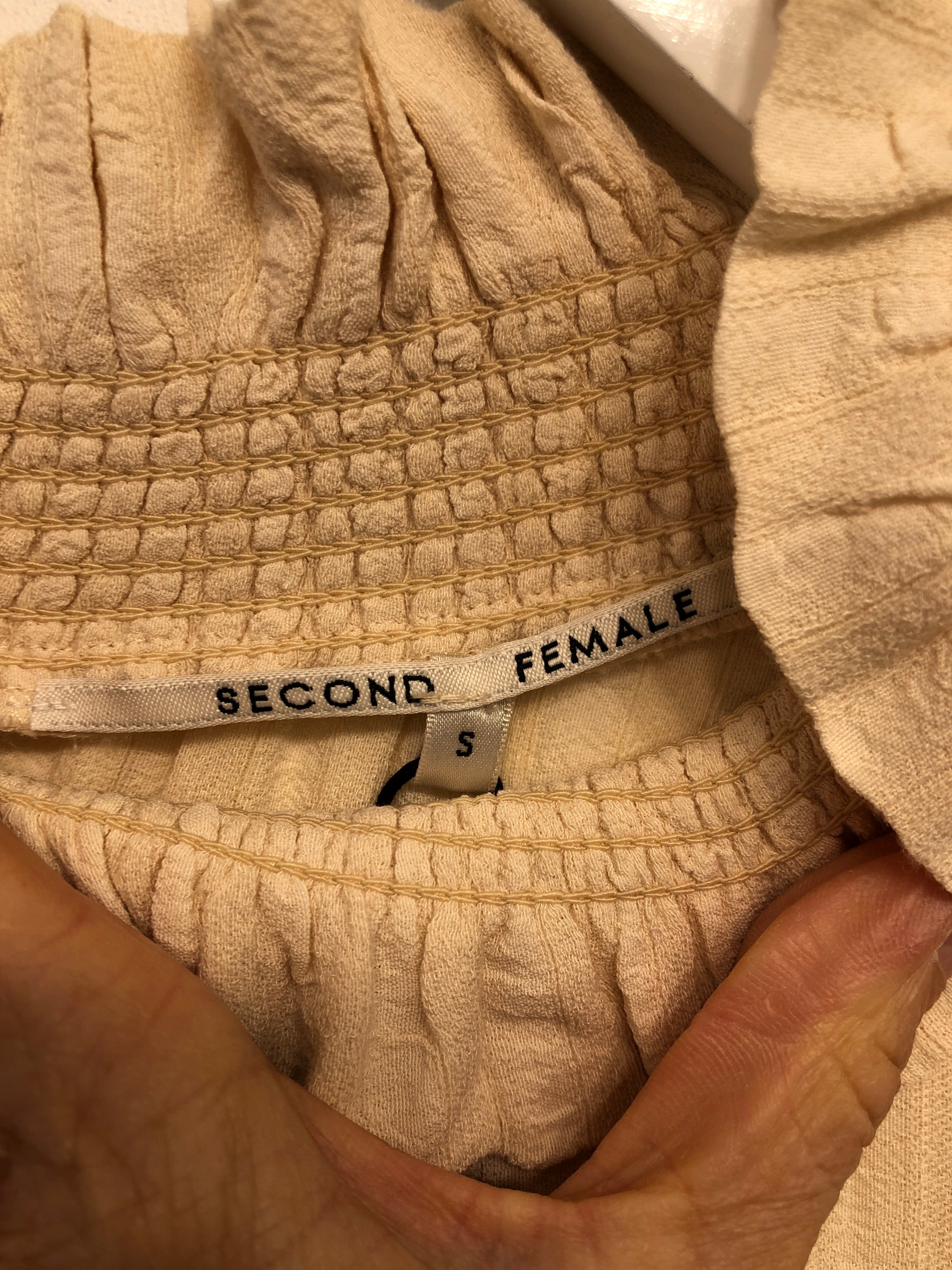 Second Female Bluse