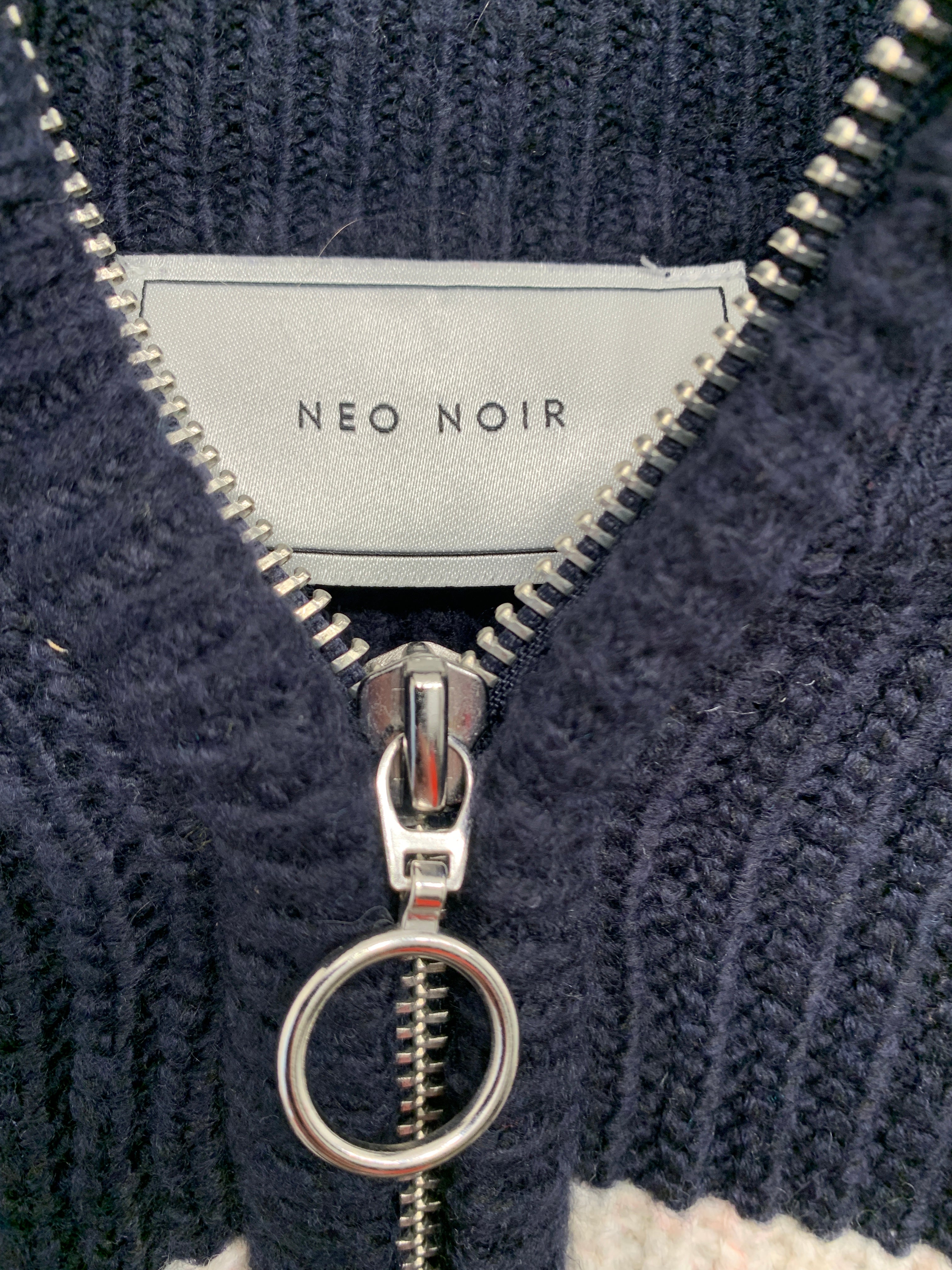 Neo Noir Strik