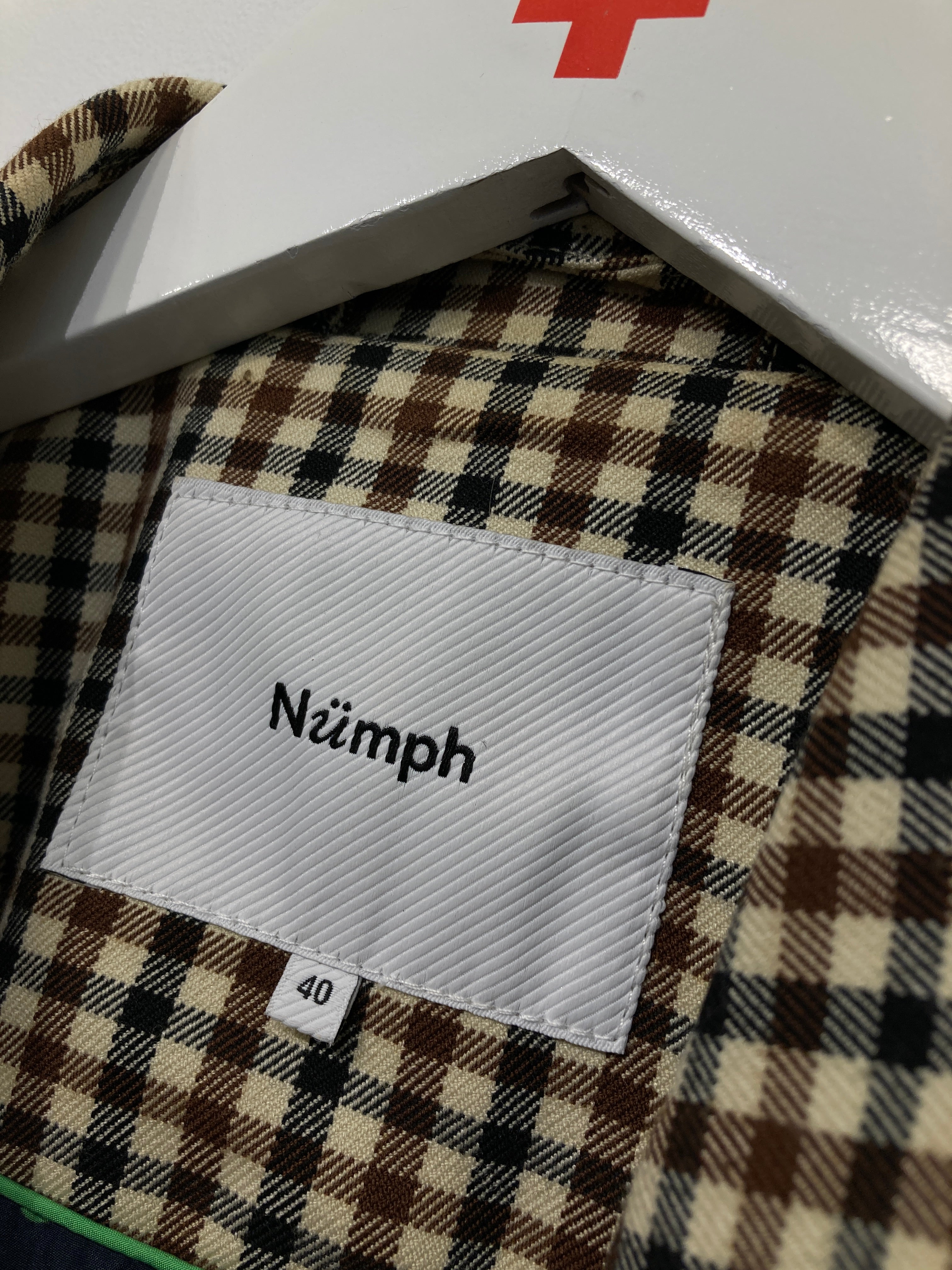 Nümph Vest