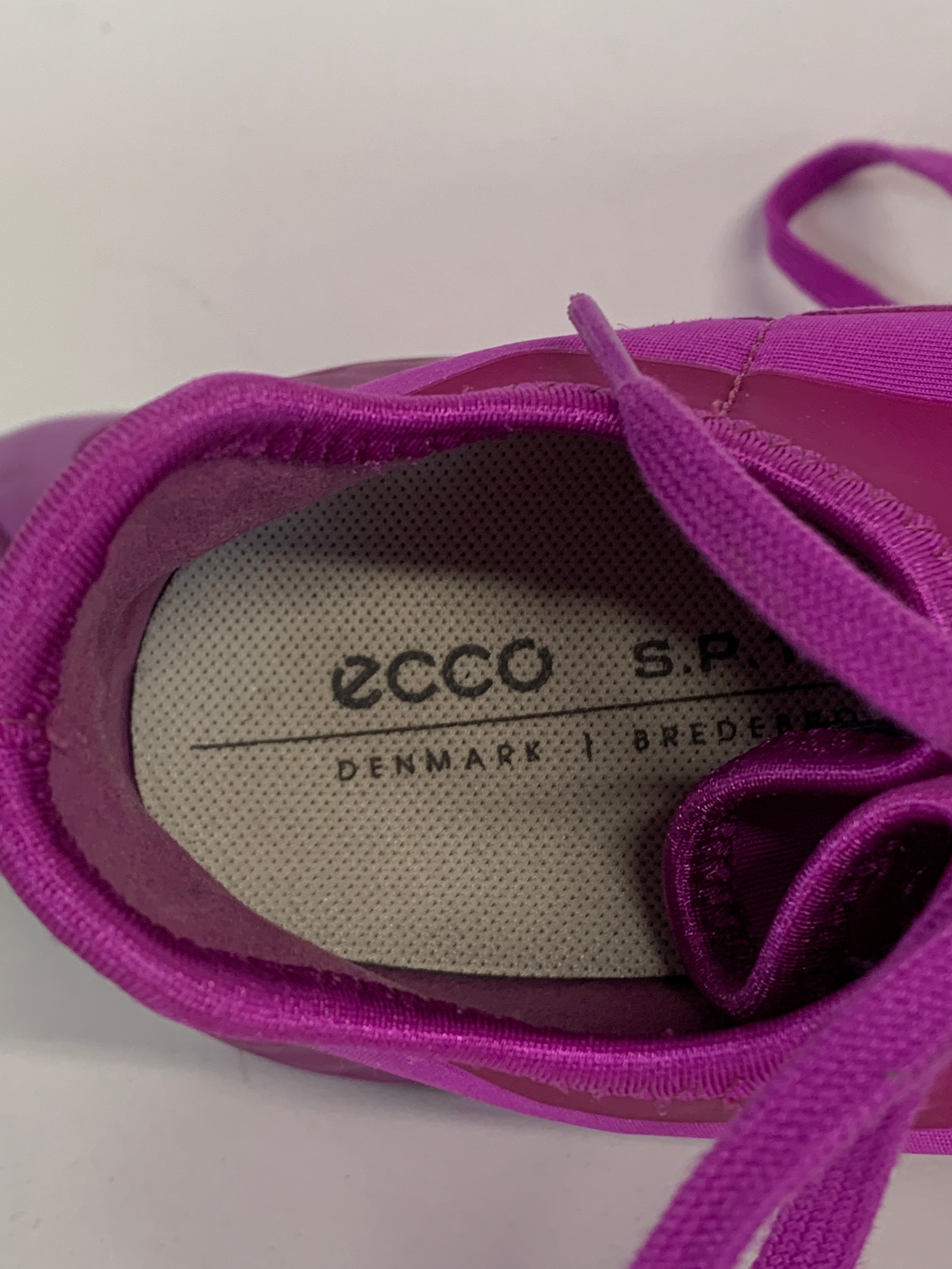 Ecco Gummisko