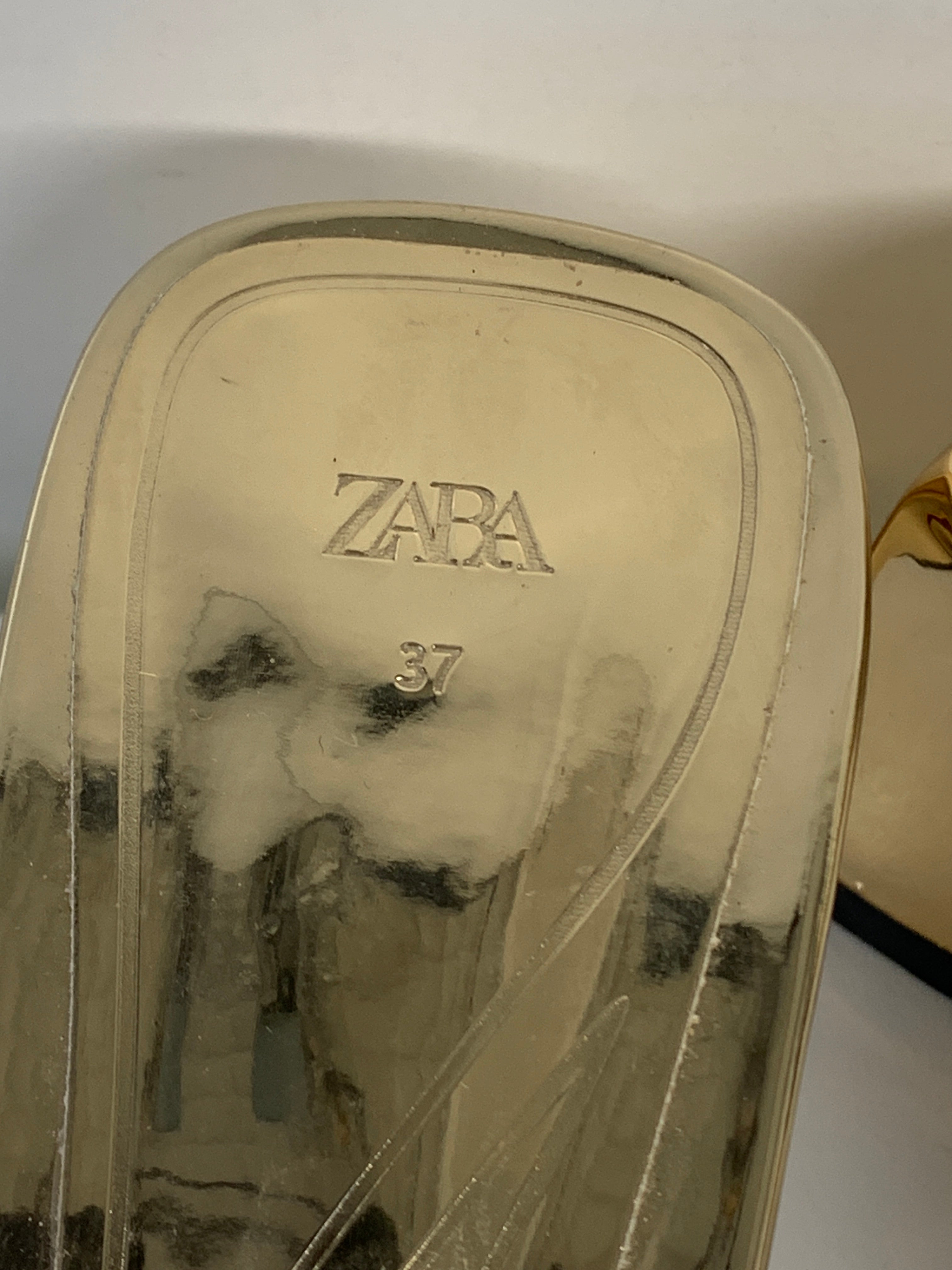 Zara Sko