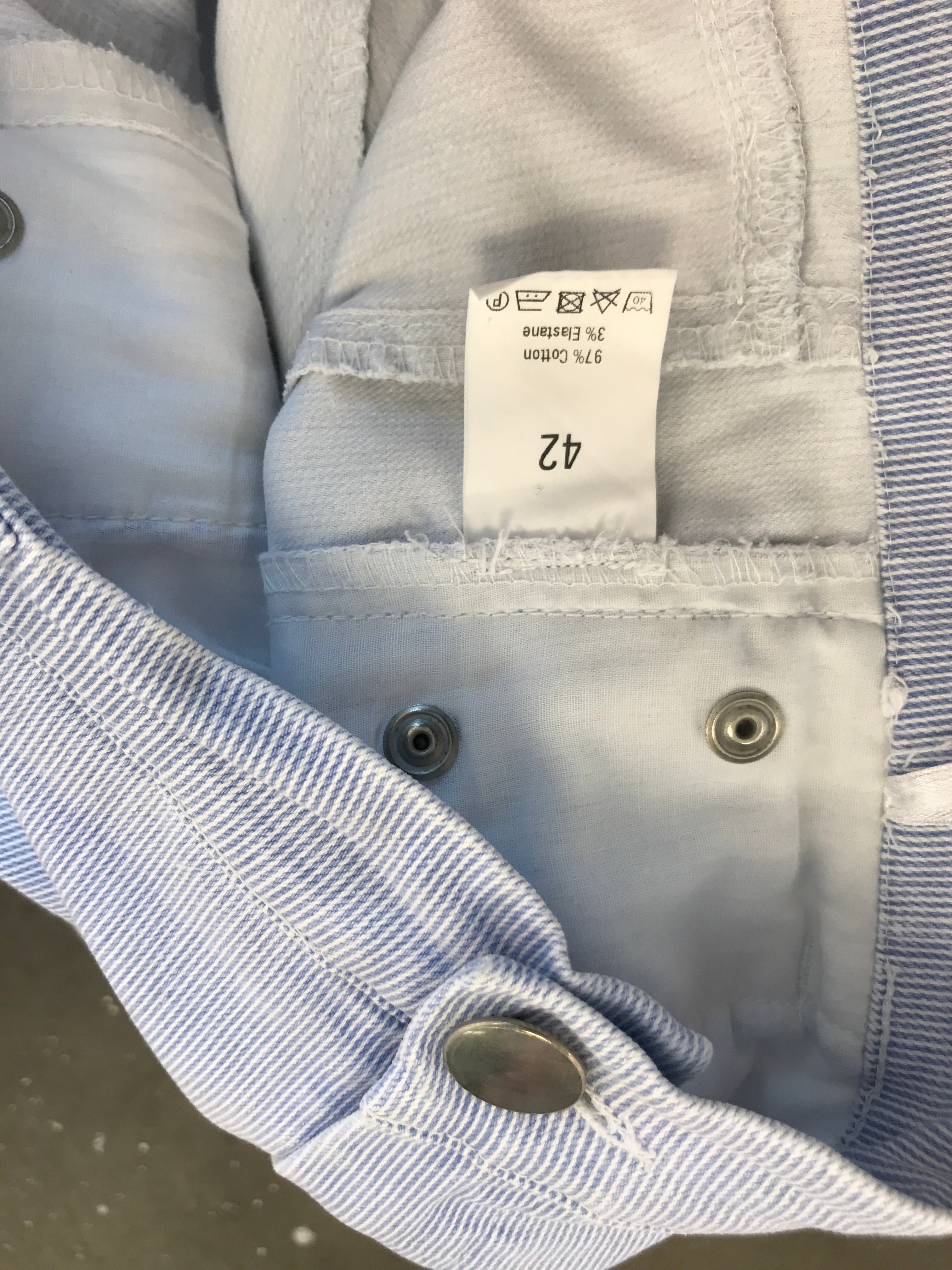 2-Biz Shorts