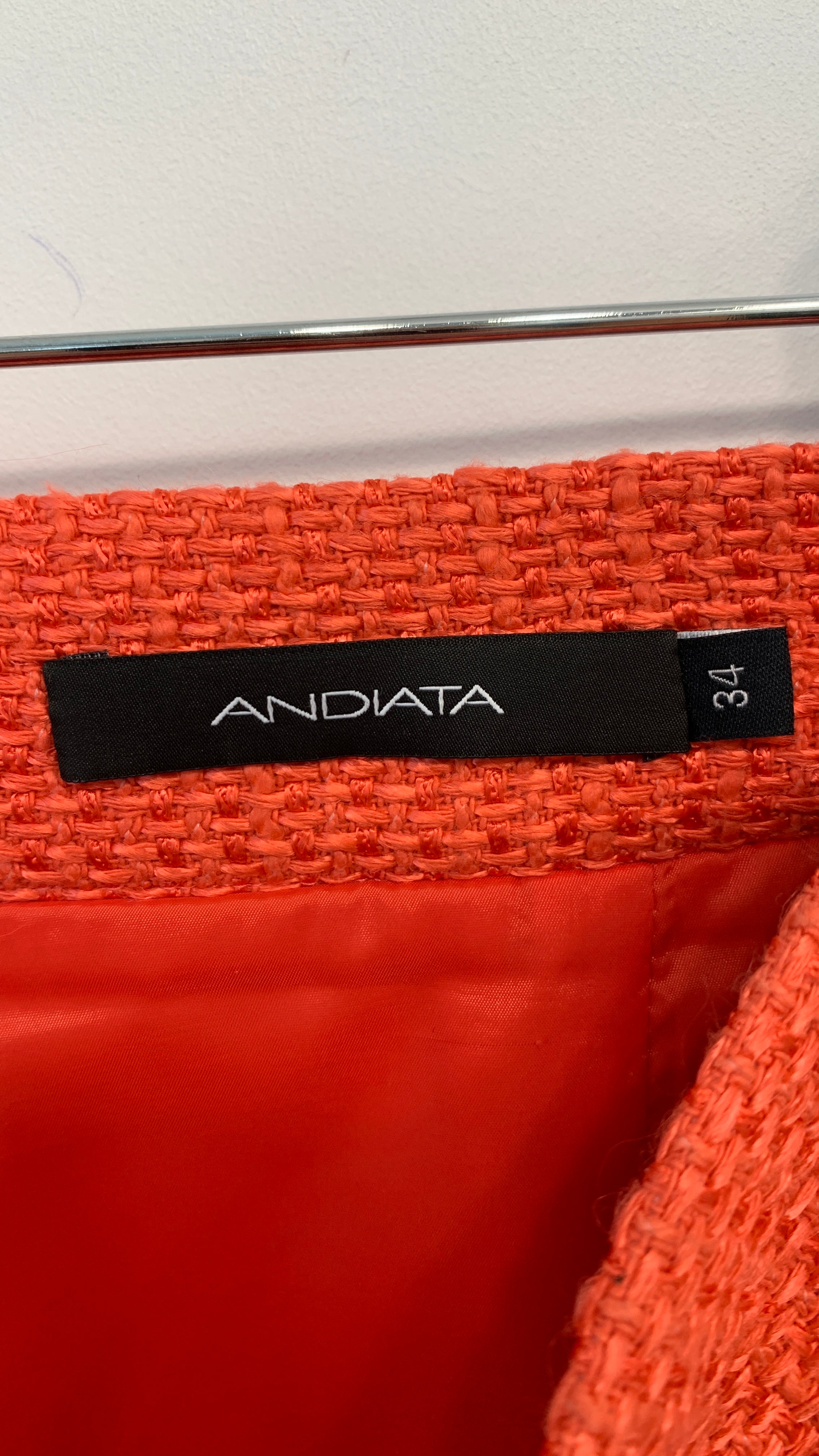 Andiata Nederdel