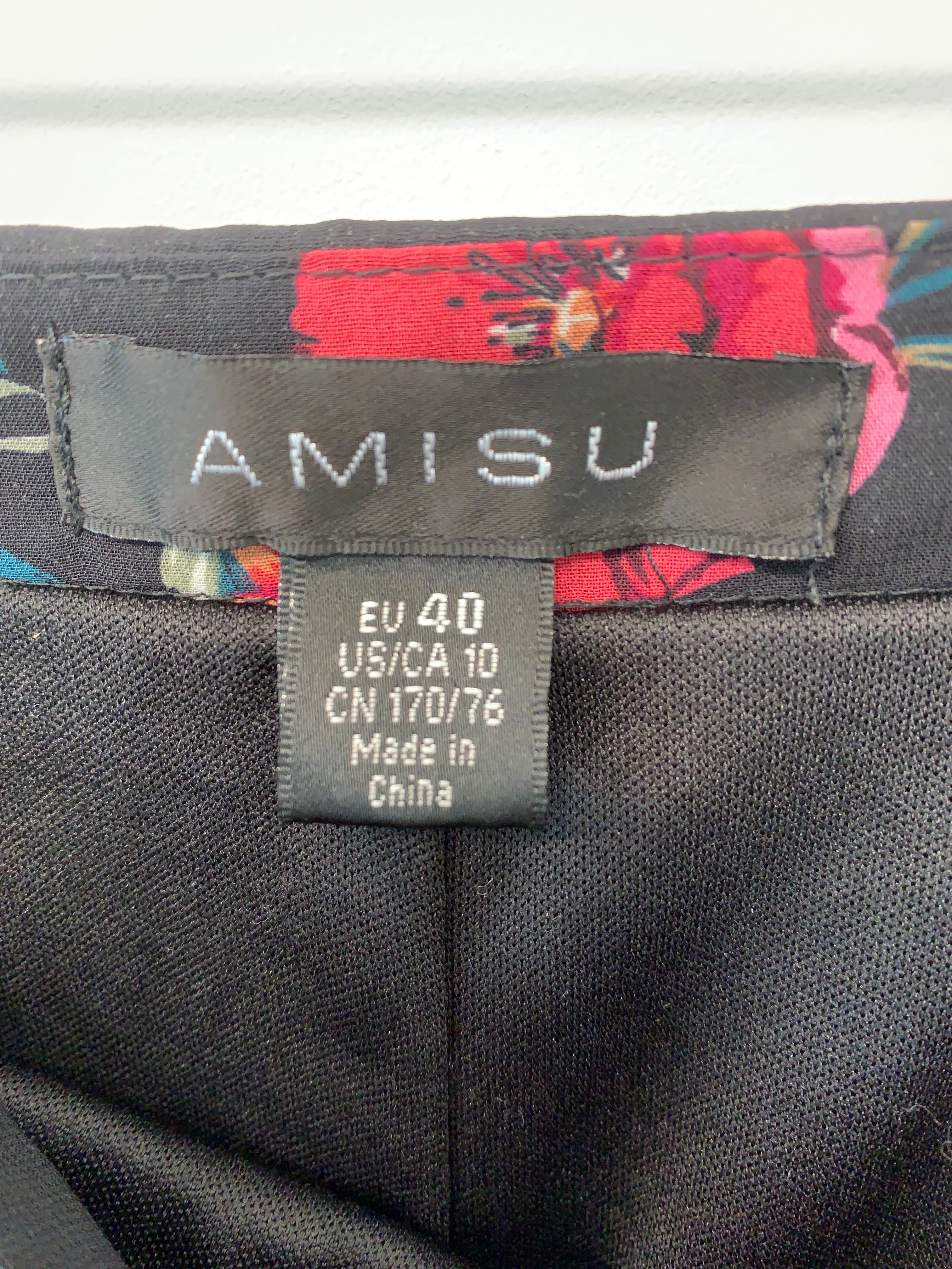 Amisu Nederdel