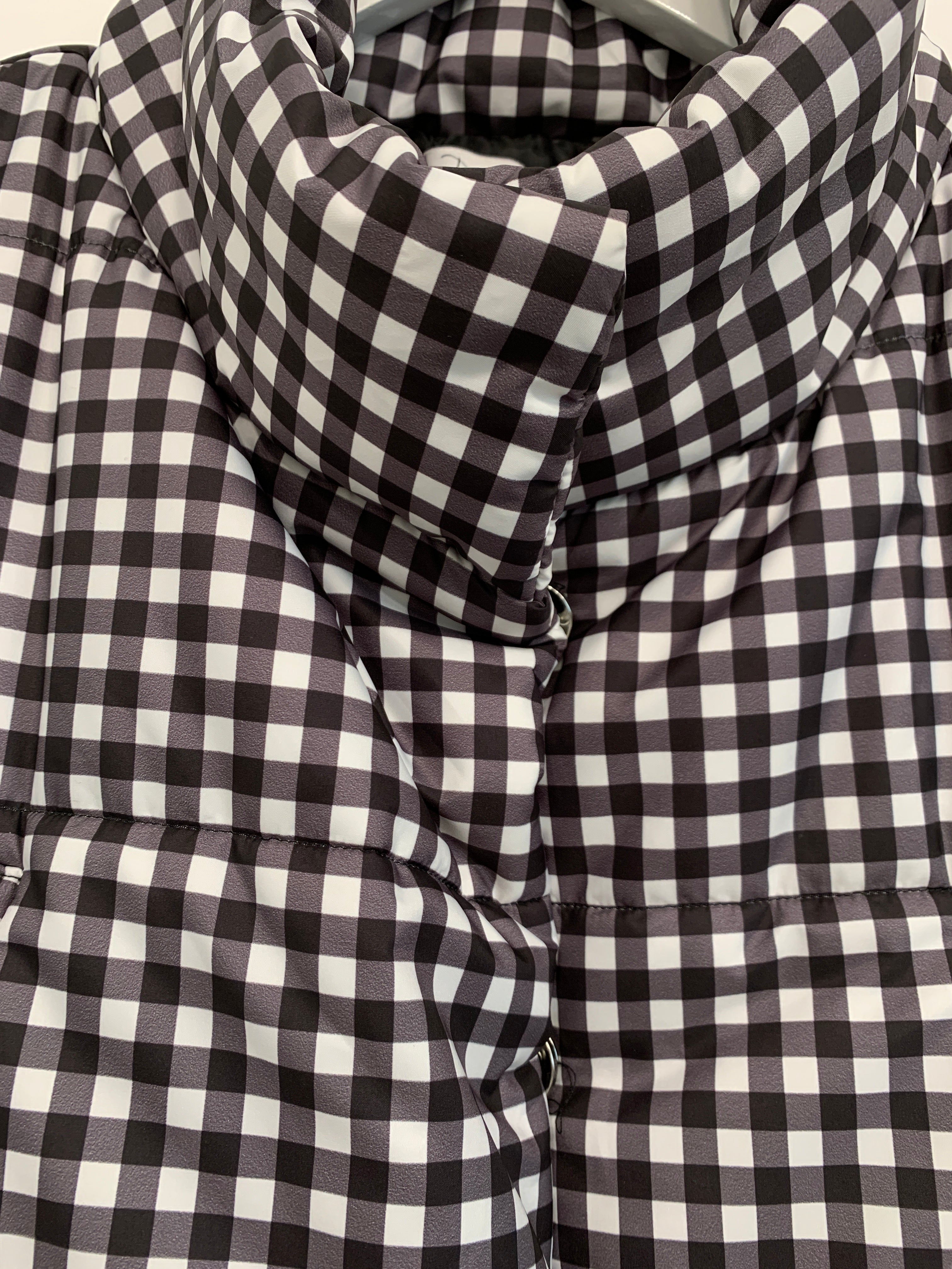 Design By Si Vest
