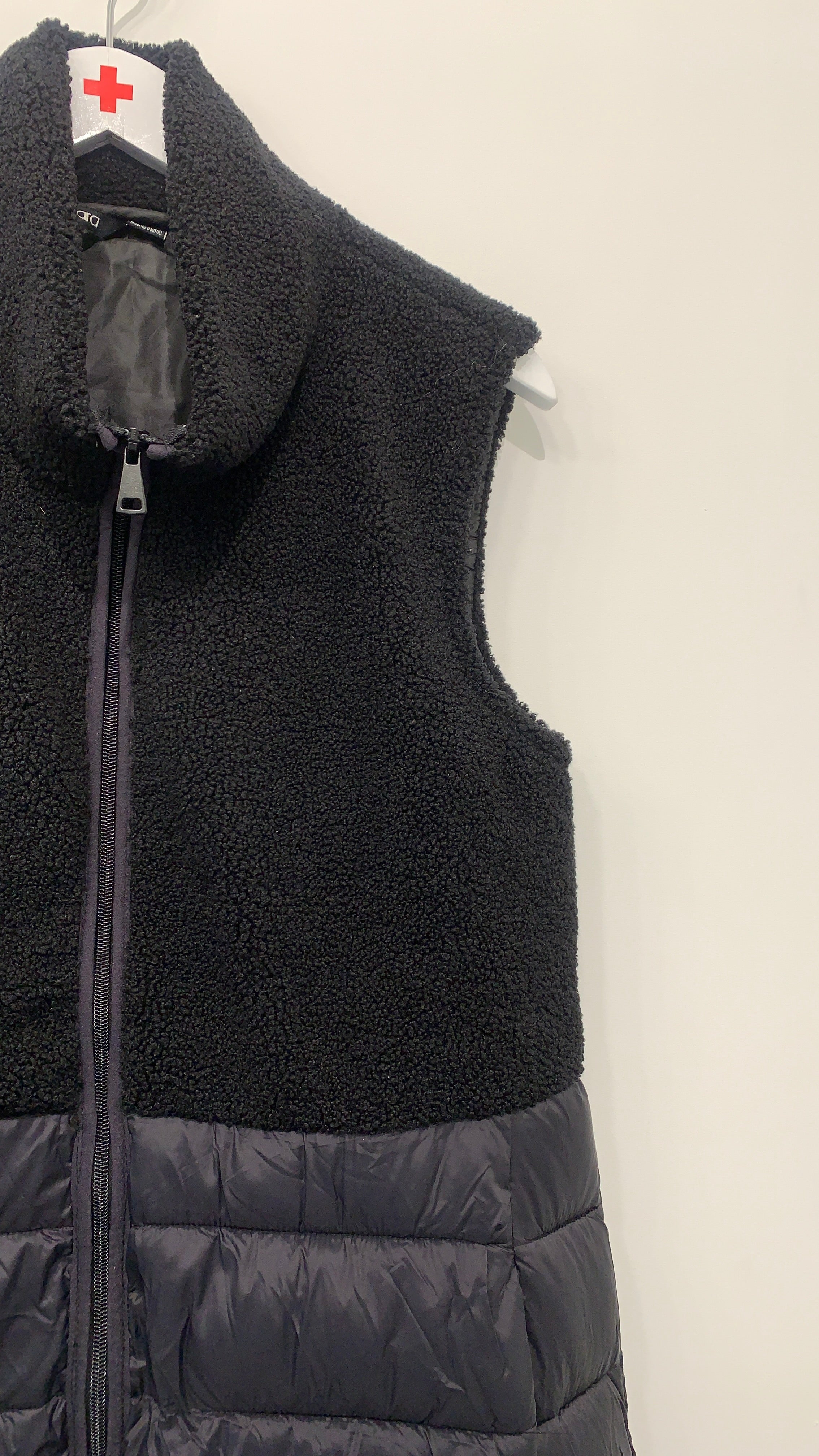 Esmara Vest