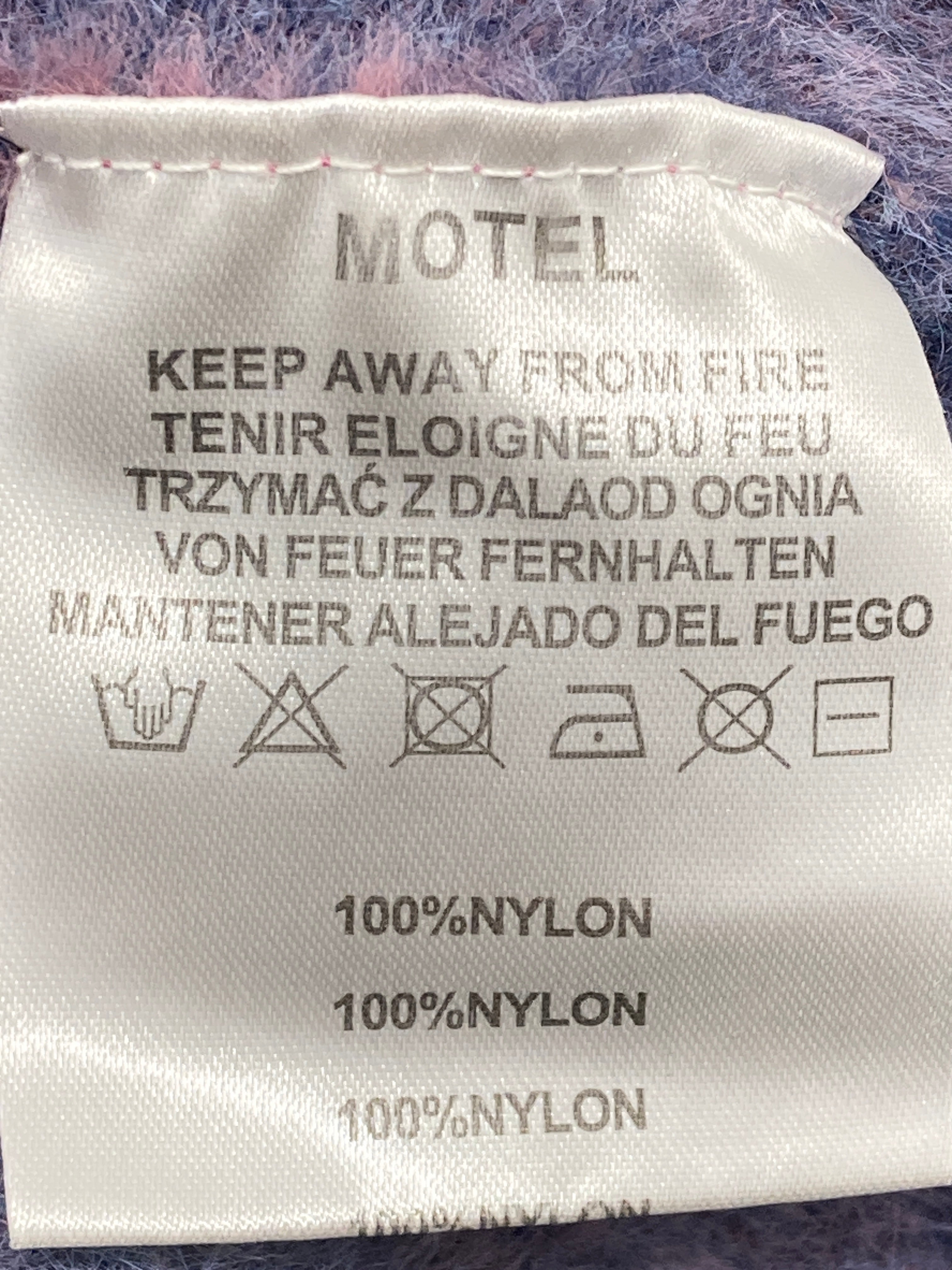 Motel Cardigan