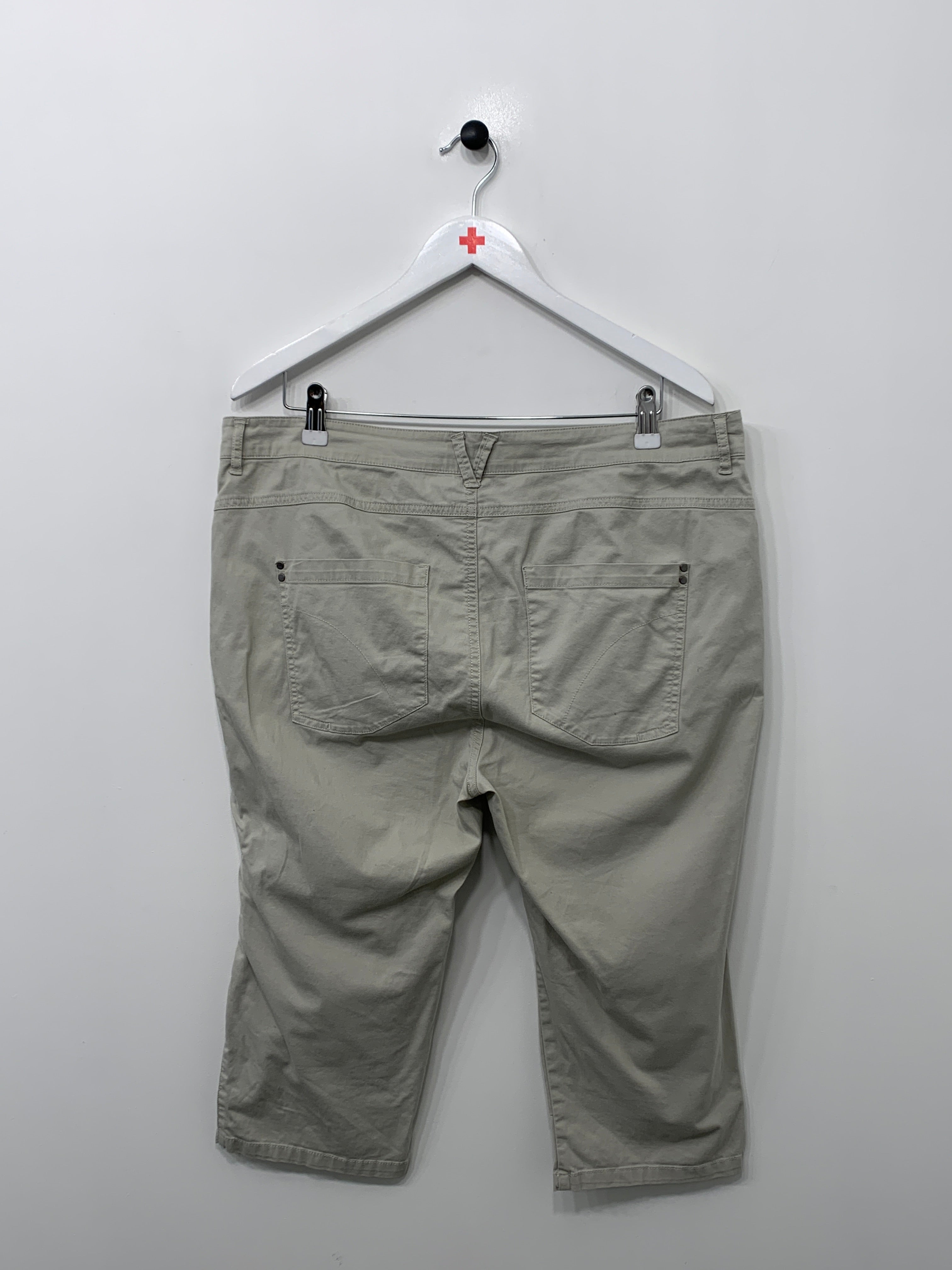 Therese Shorts