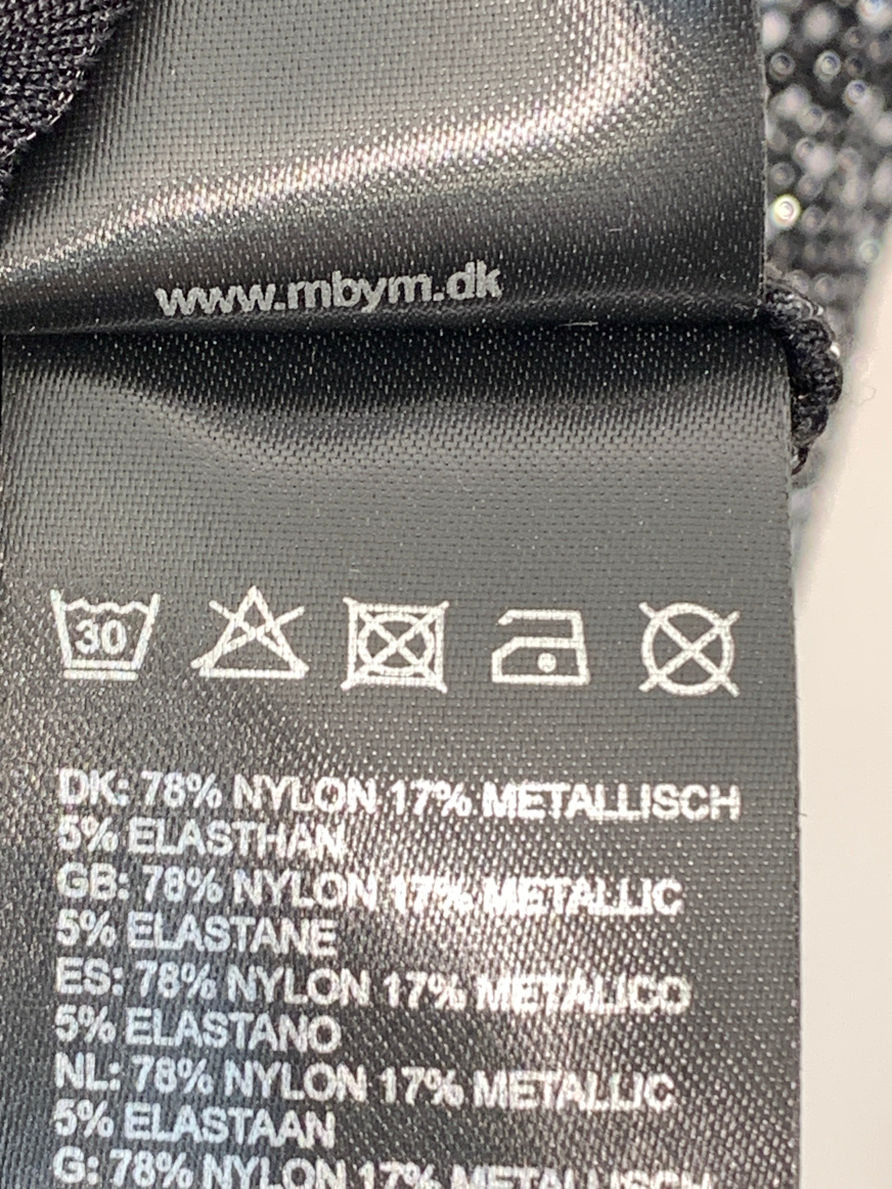 M by M Kjole