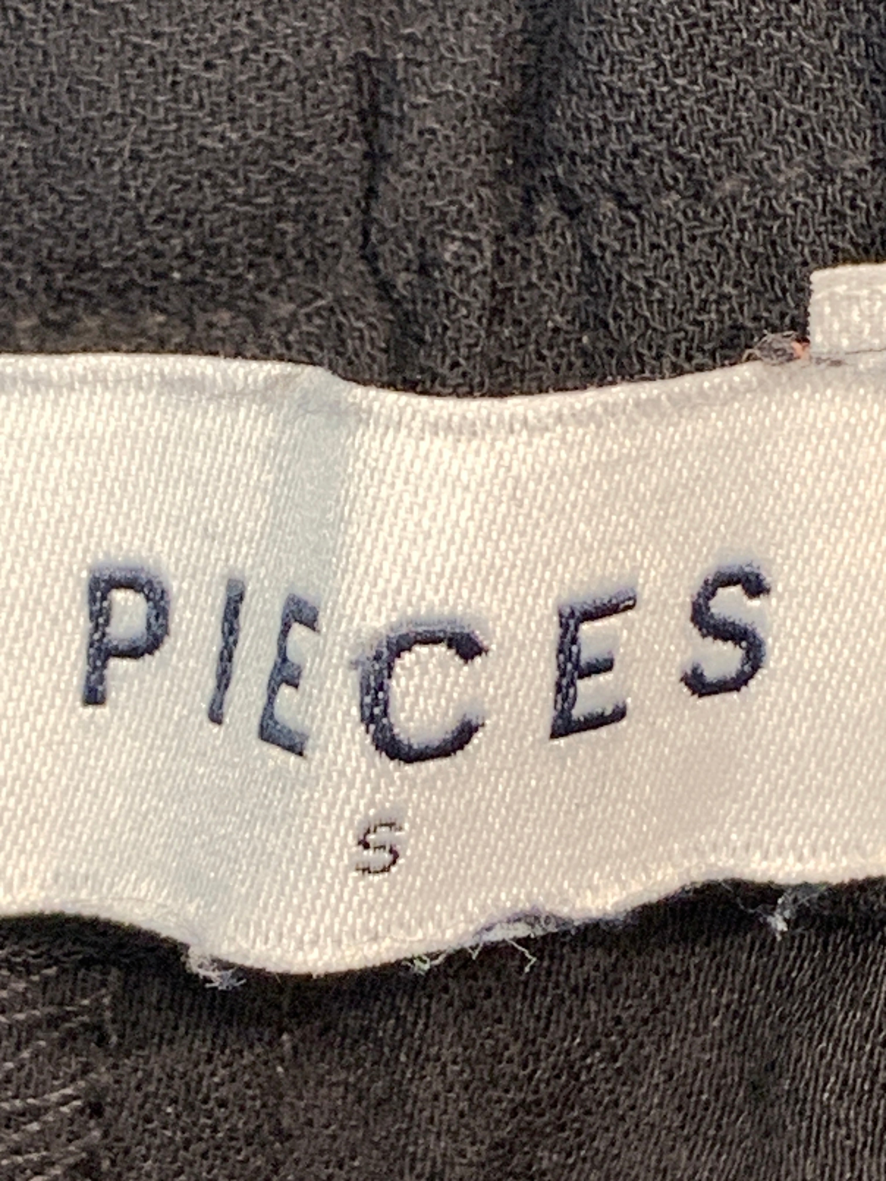 Pieces Bukser