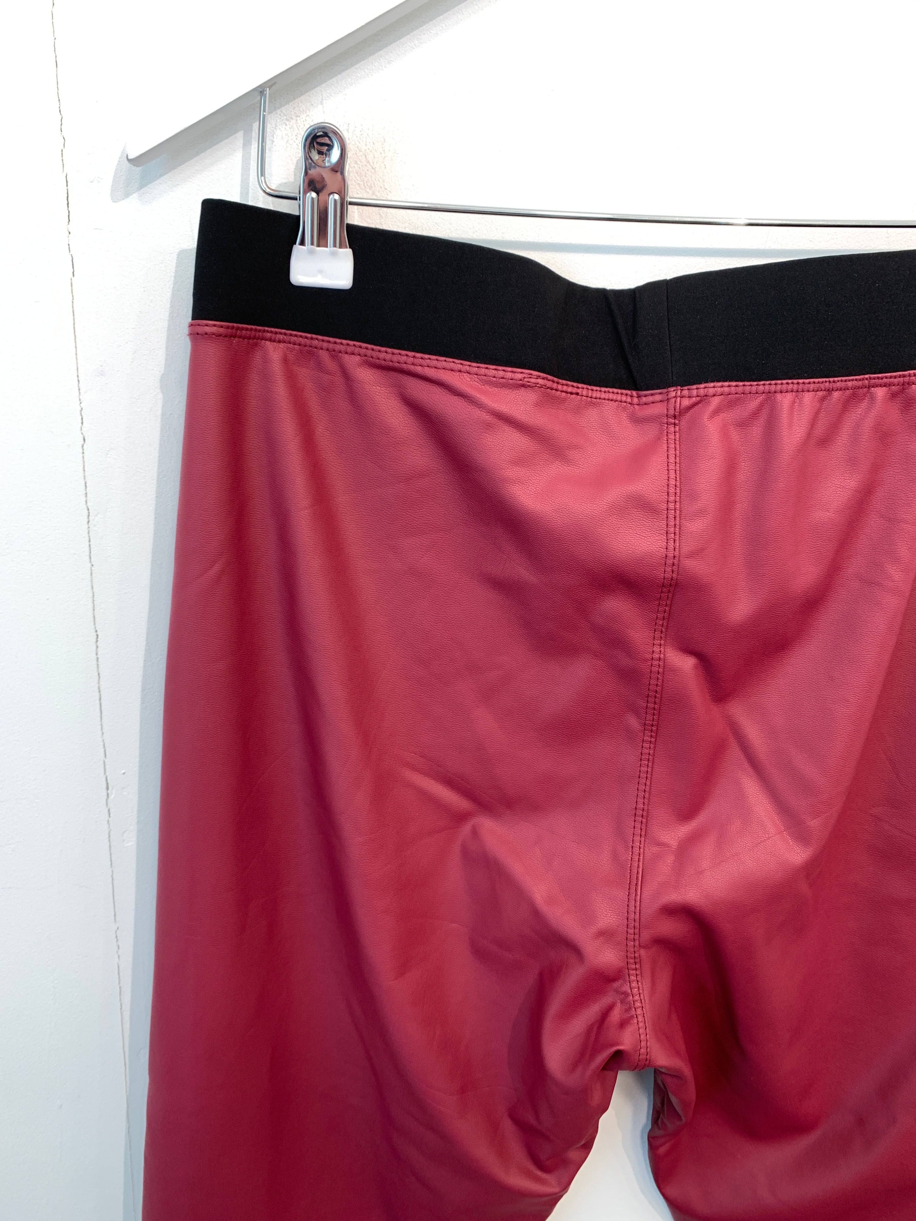 V&F Leggins