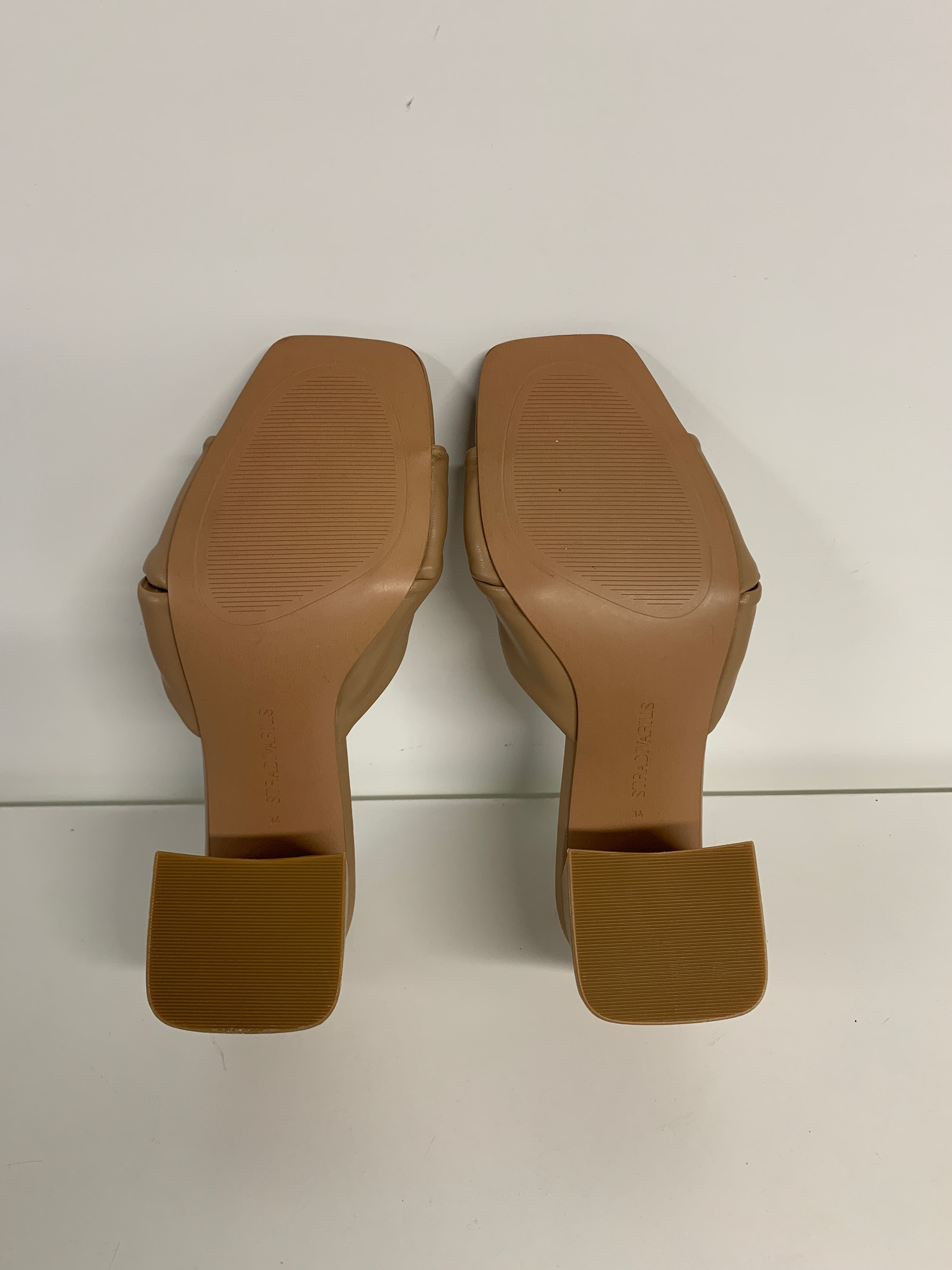 Stradivarius Sandaler