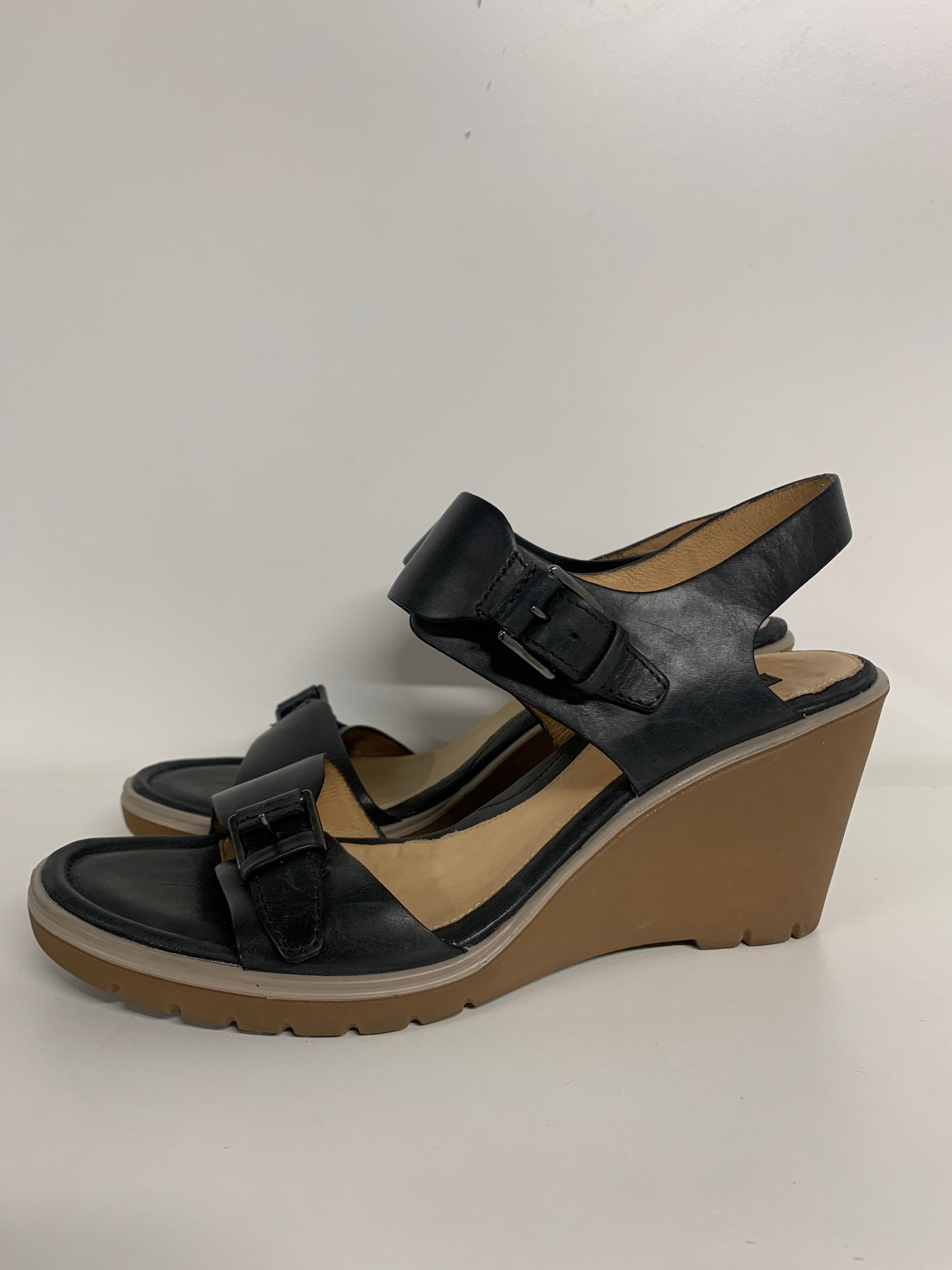 Ecco Sandaler