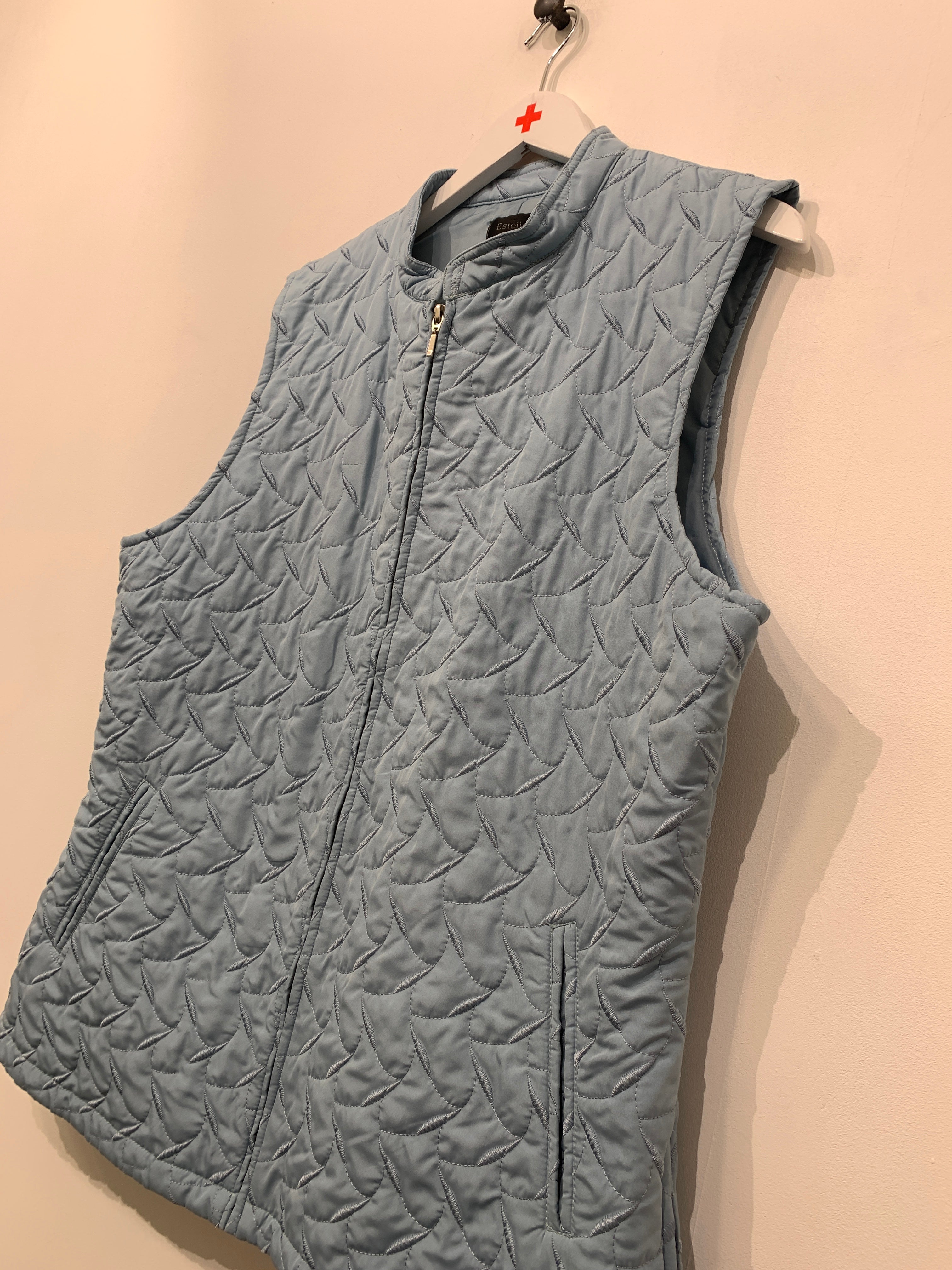 Estelle Vest