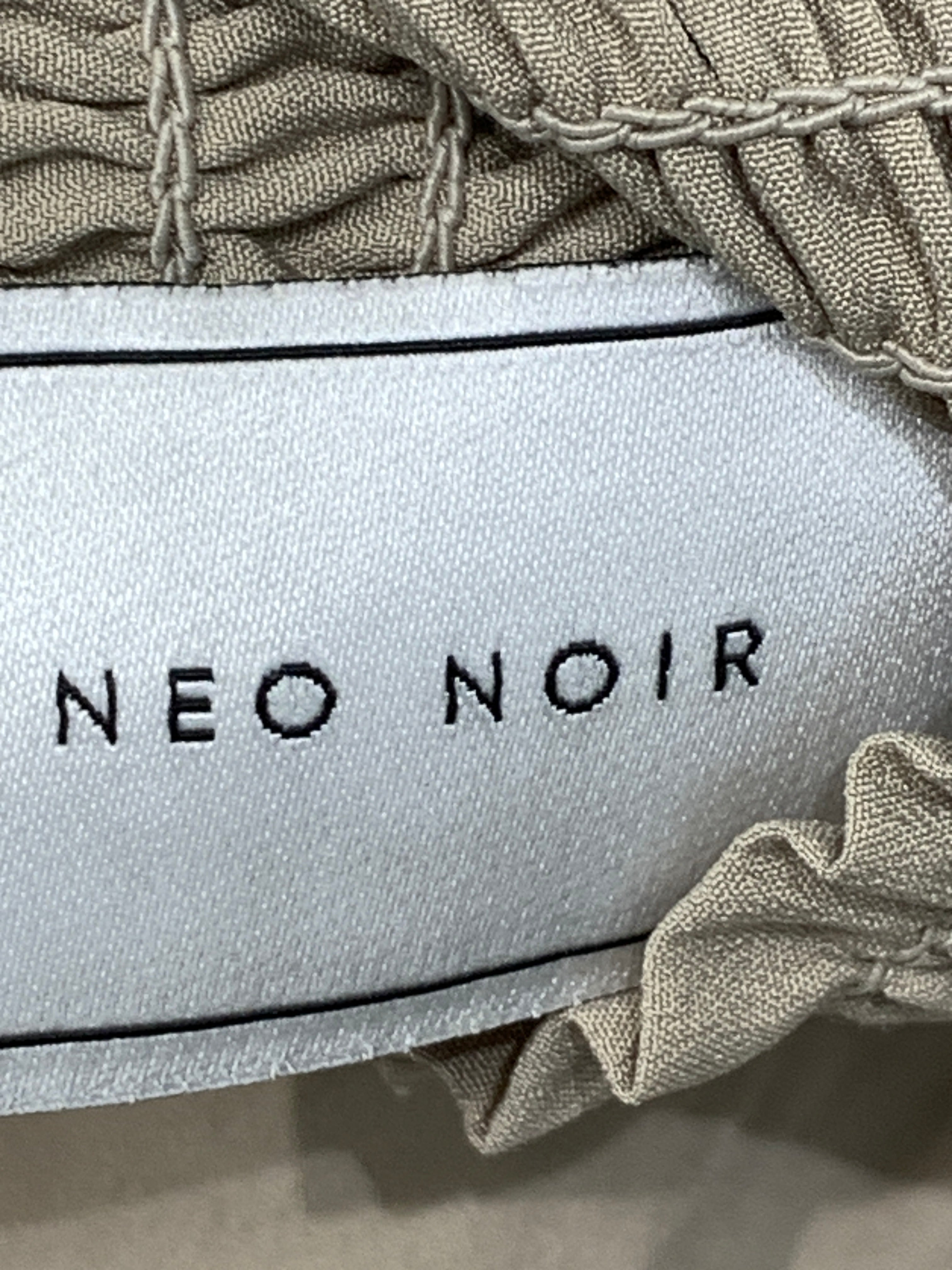 Neo Noir Nederdel