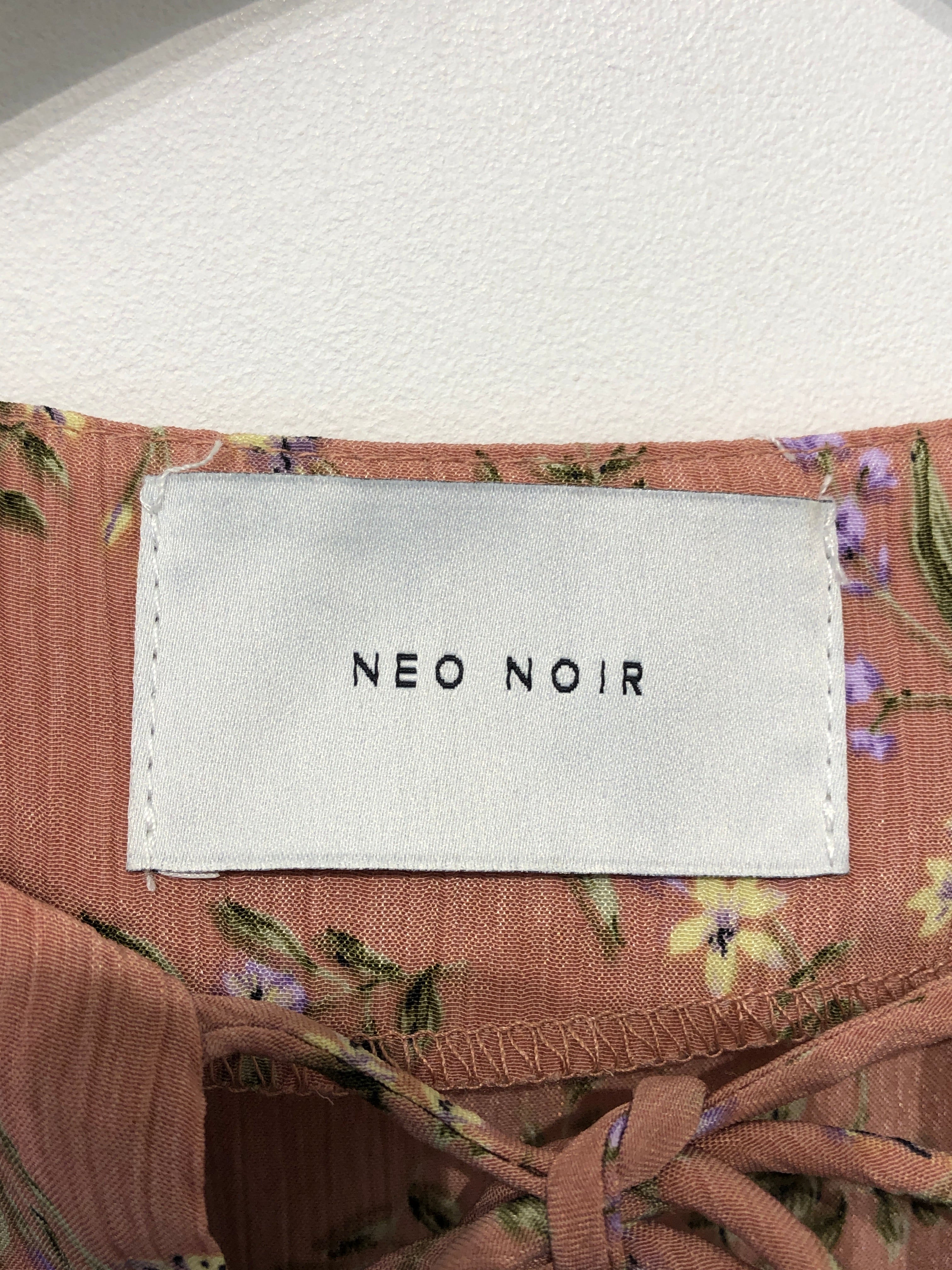 Neo Noir Bluse