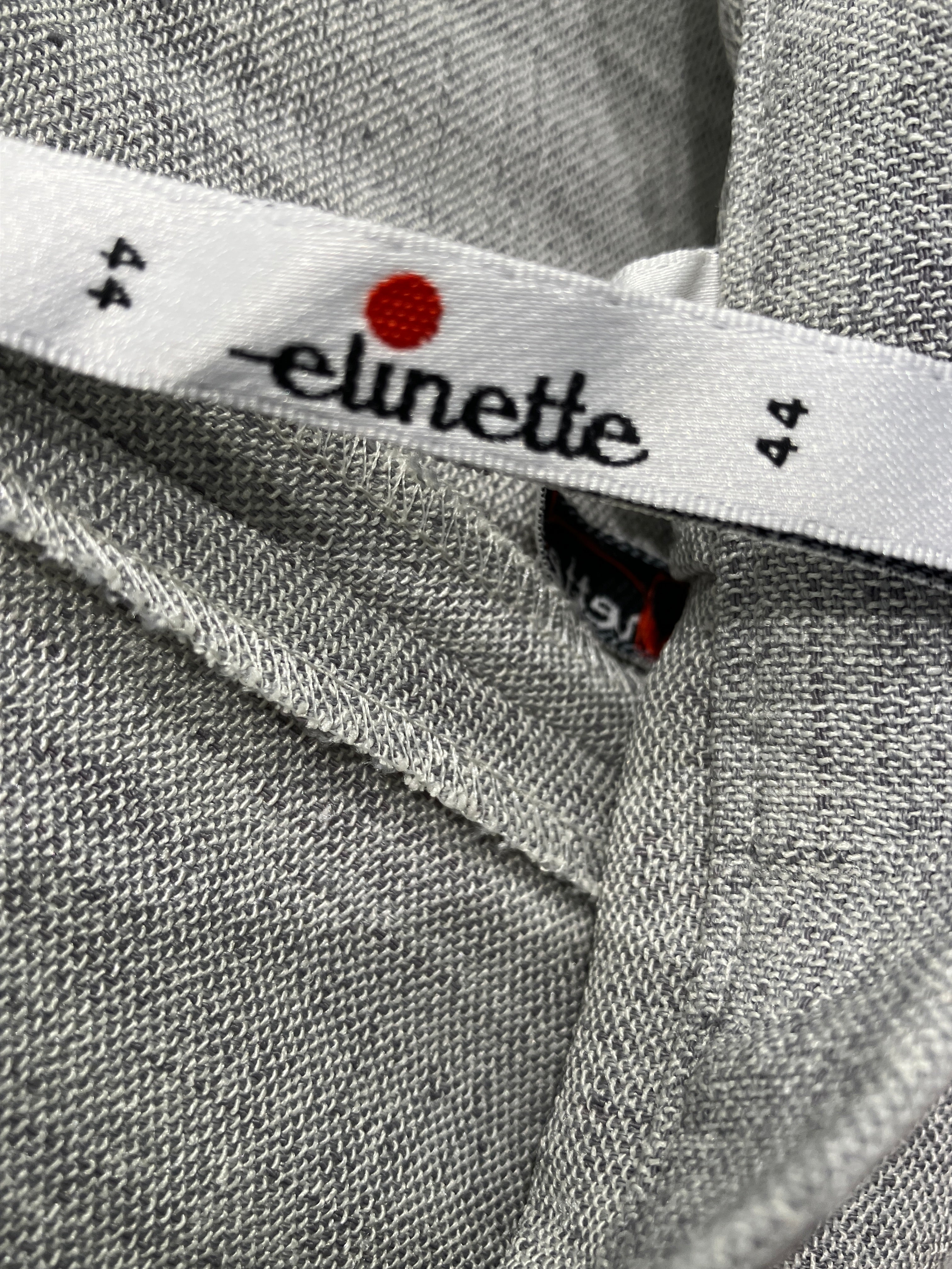 Elinette Bukser