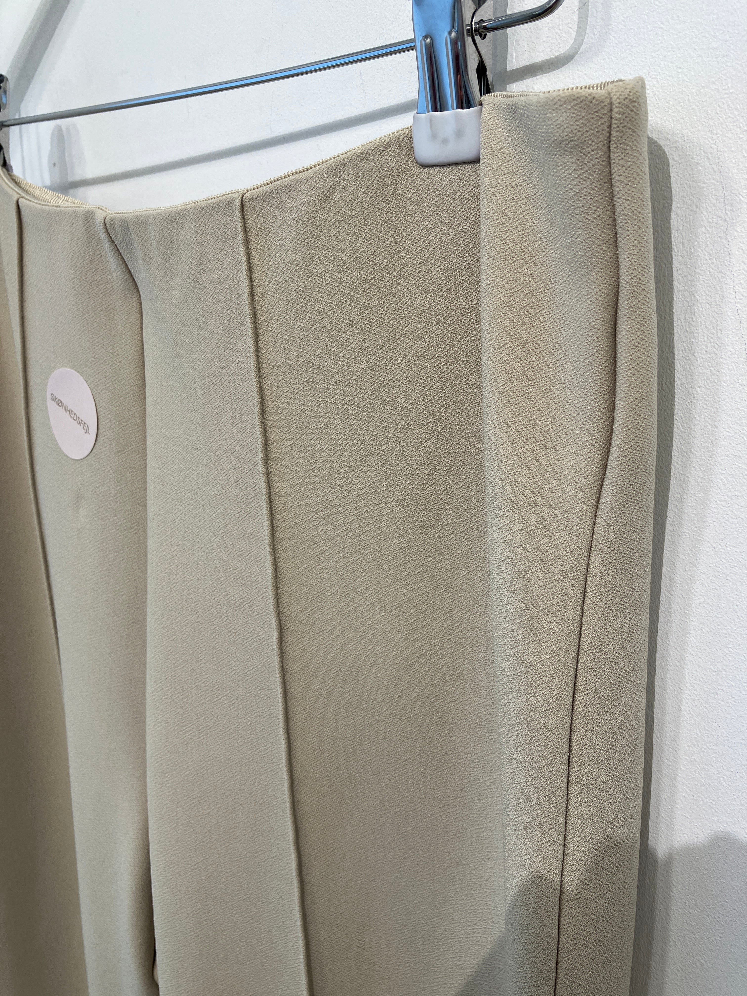 M by Malene Birger Bukser