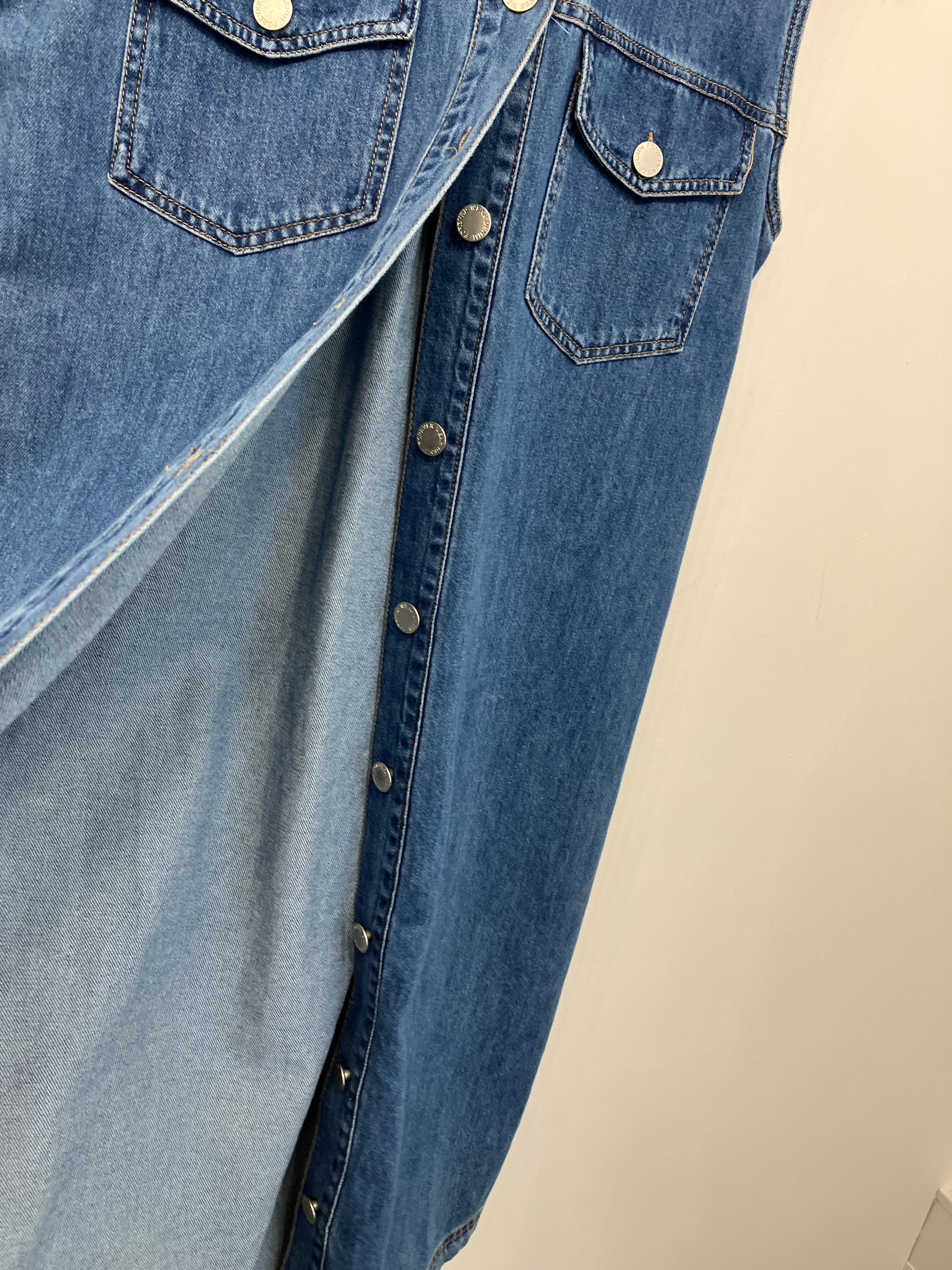 B Young Vest
