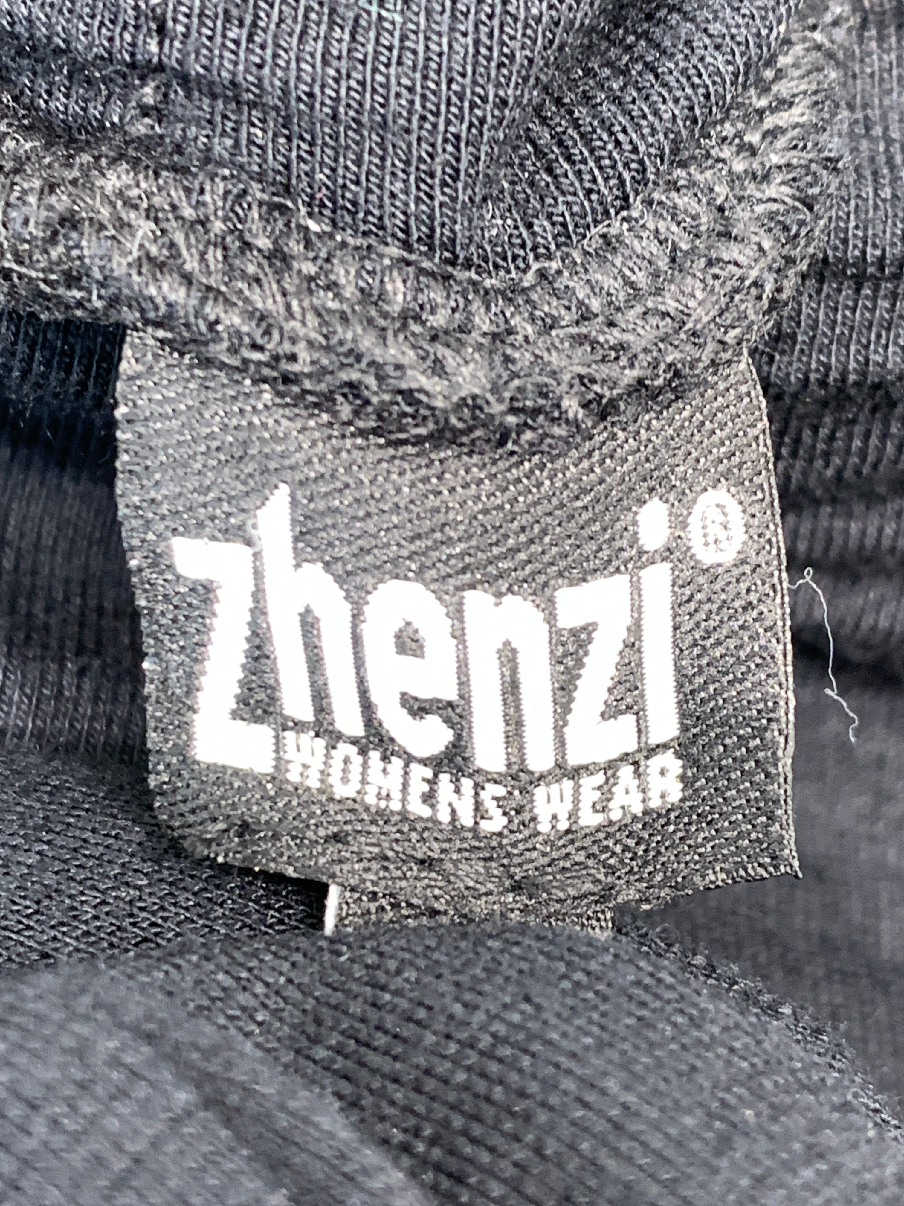 Zhenzi Nederdel