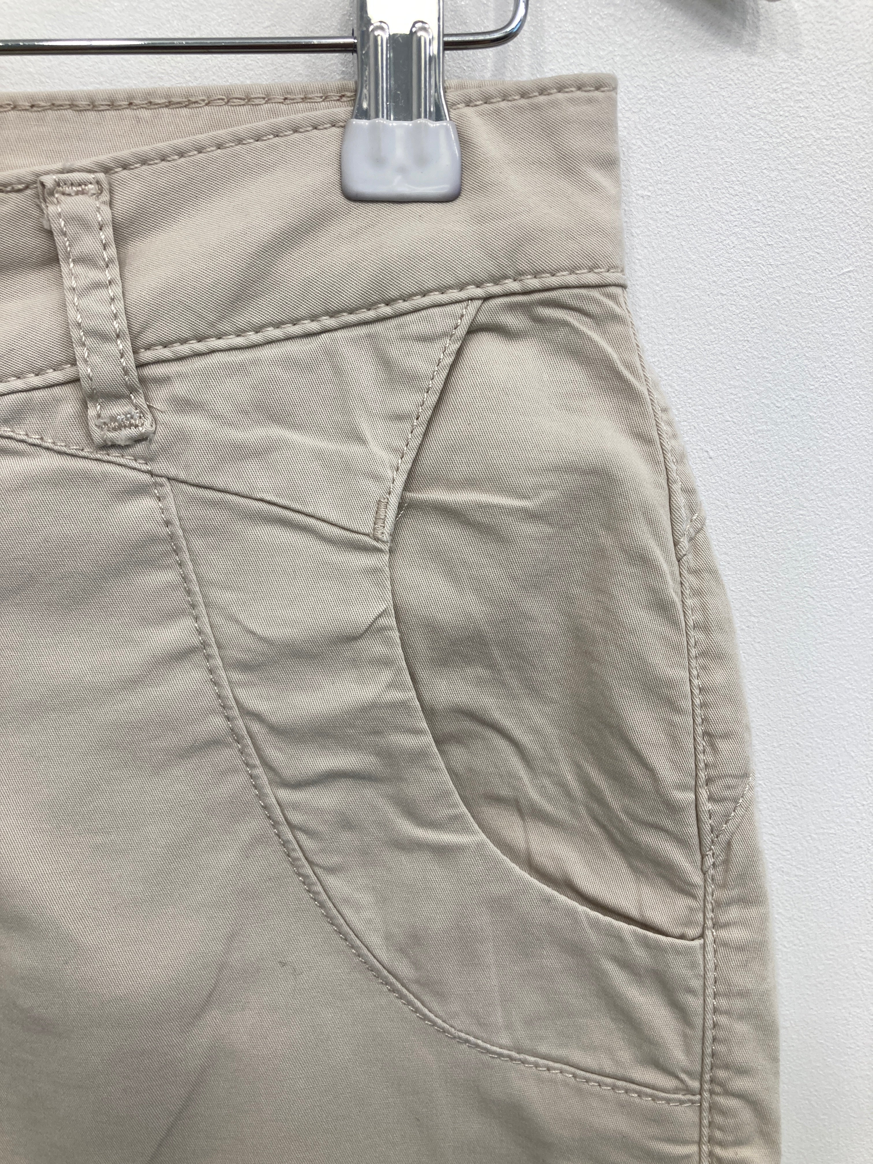 2-Biz Shorts
