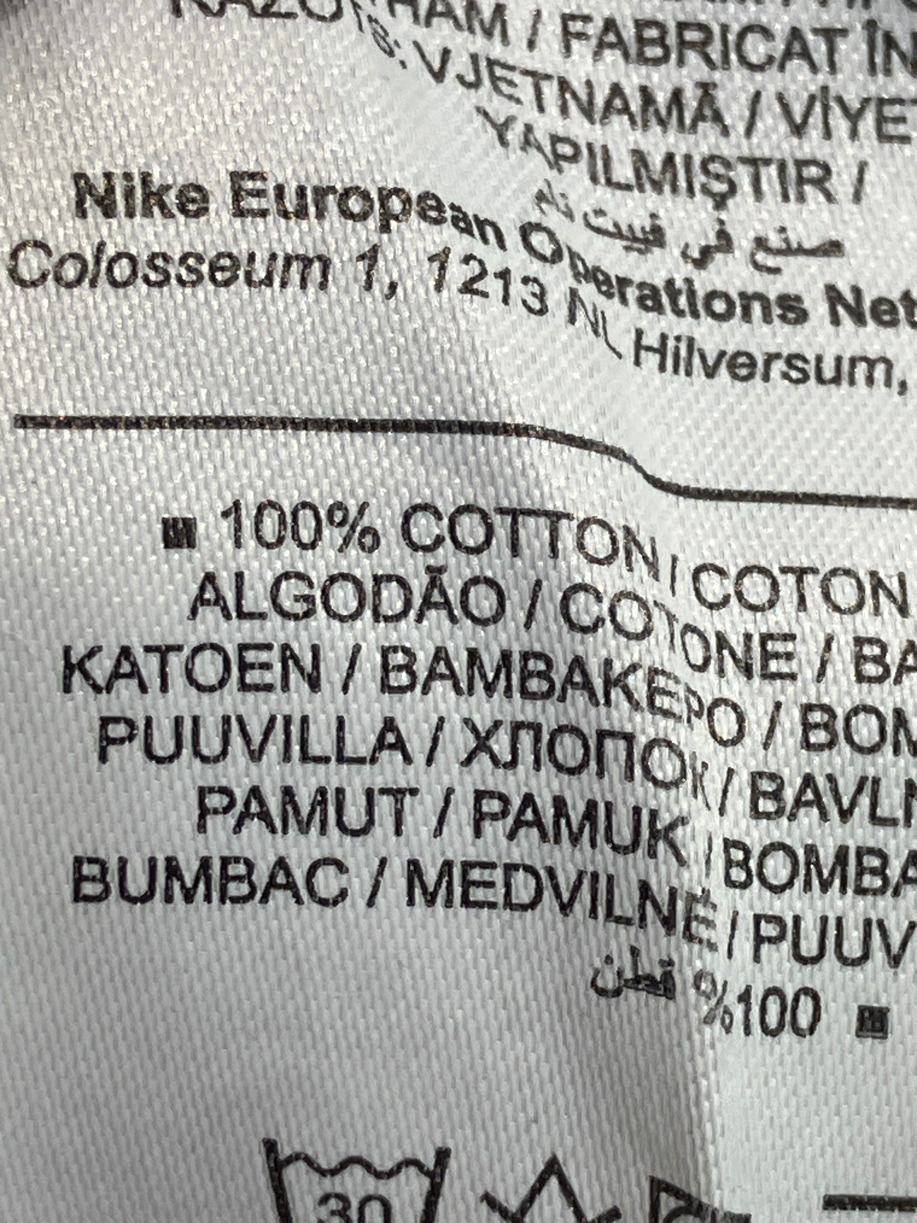 Nike T-shirt
