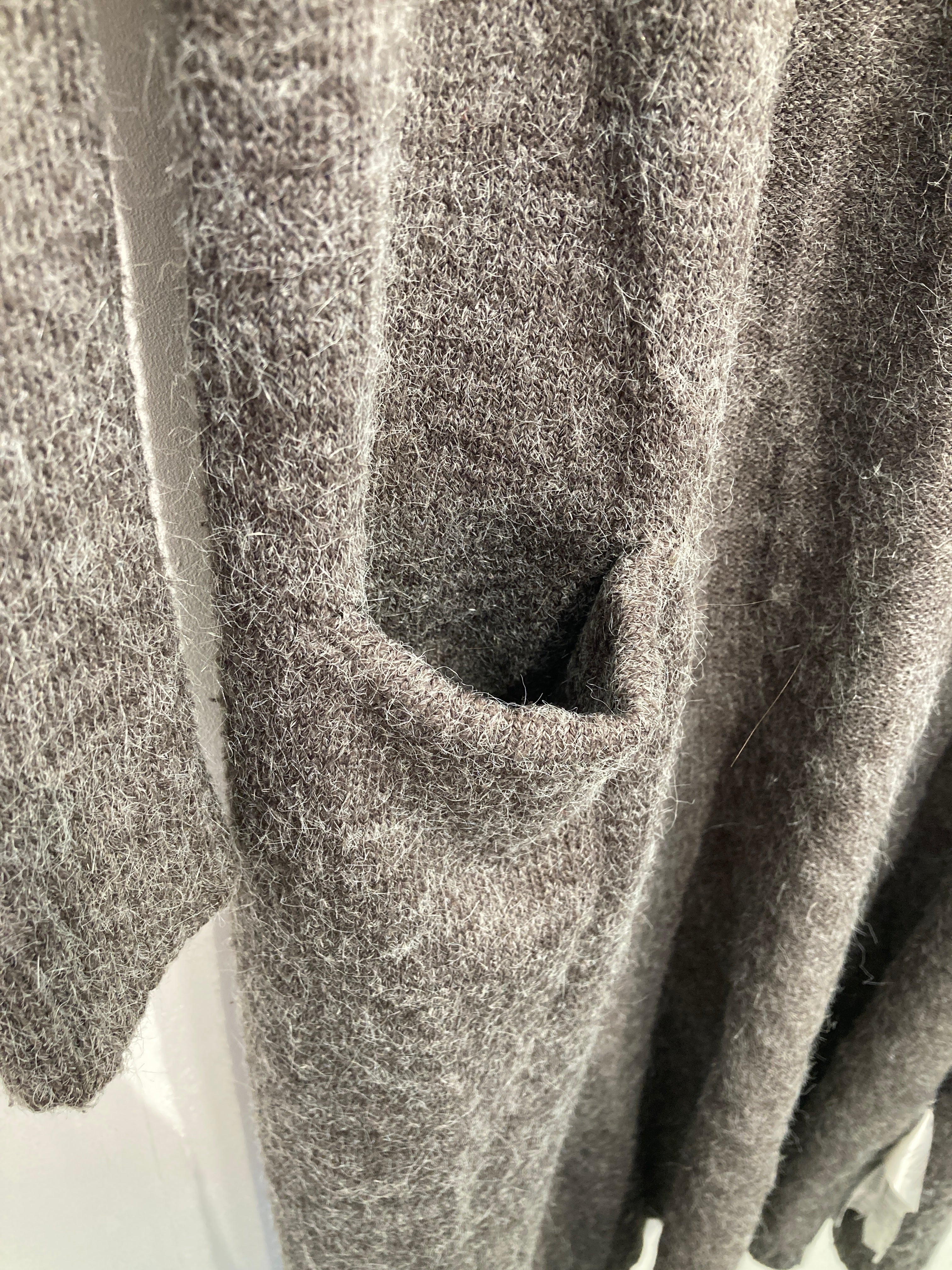 Vila Cardigan