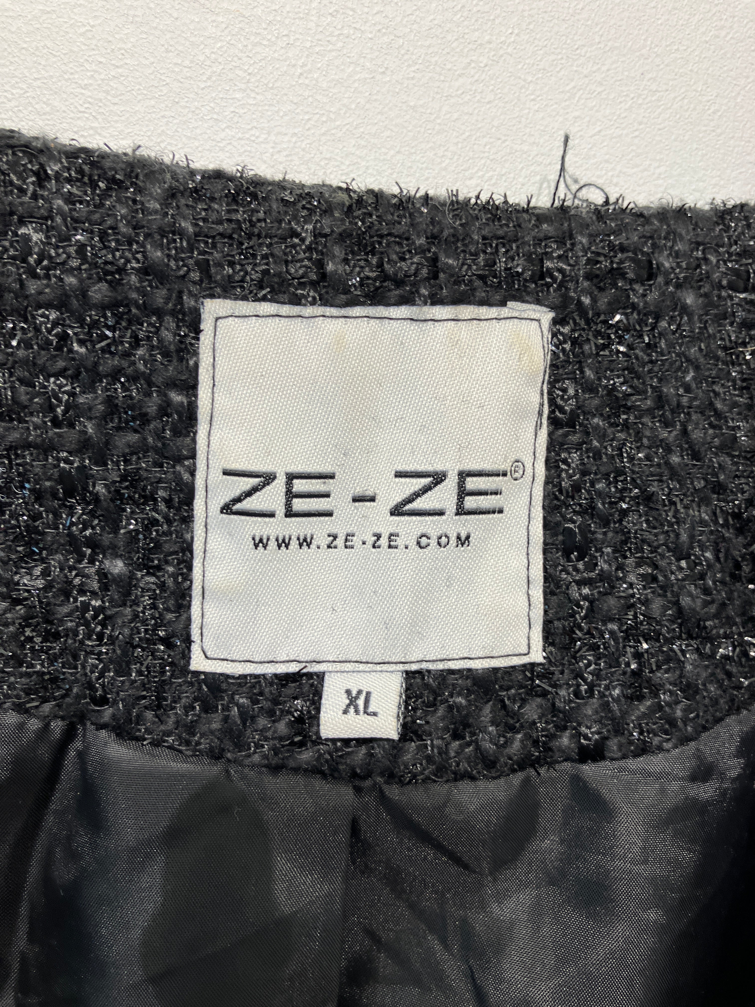 Ze-Ze Jakke