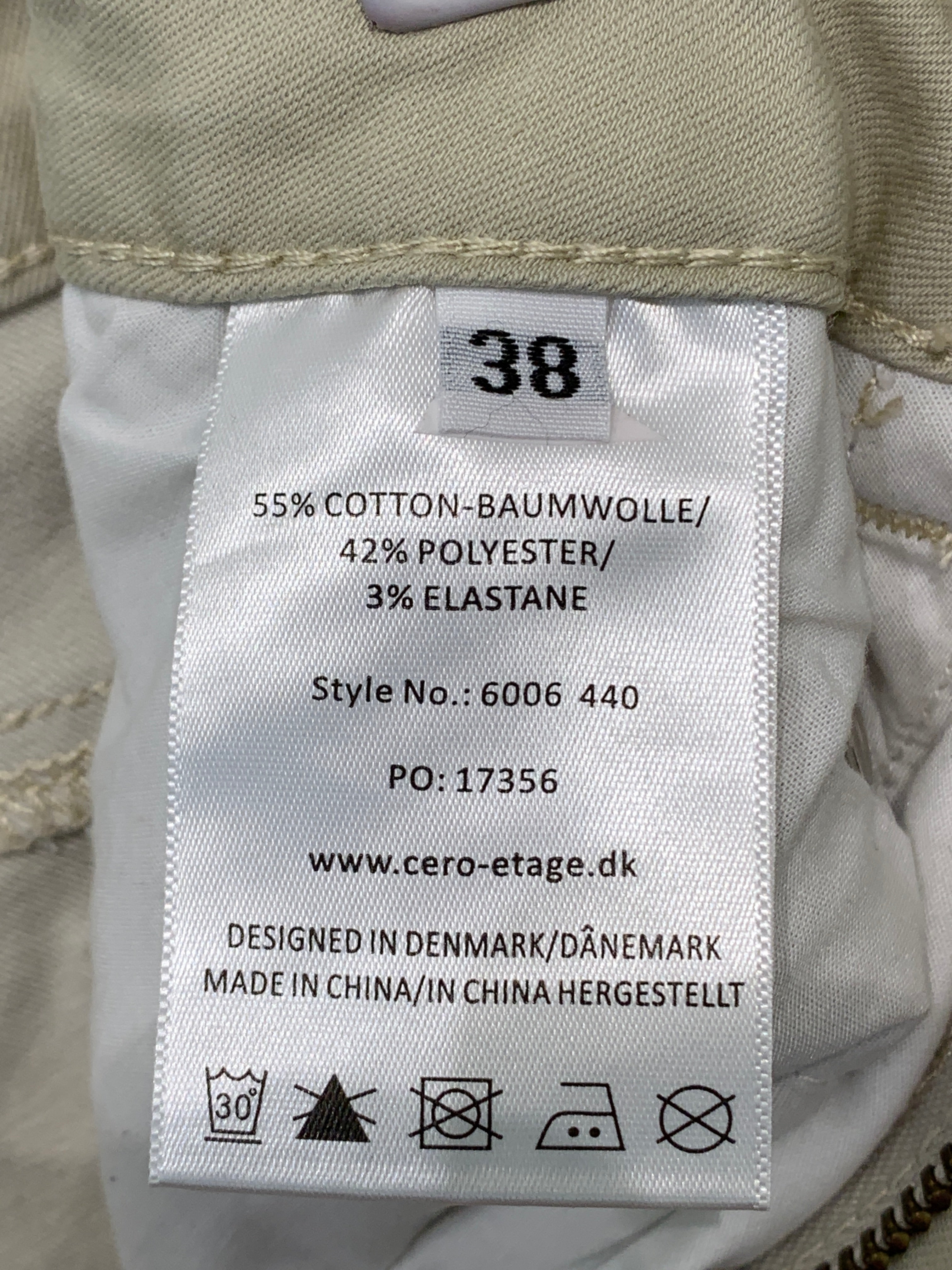 C.RO Bukser
