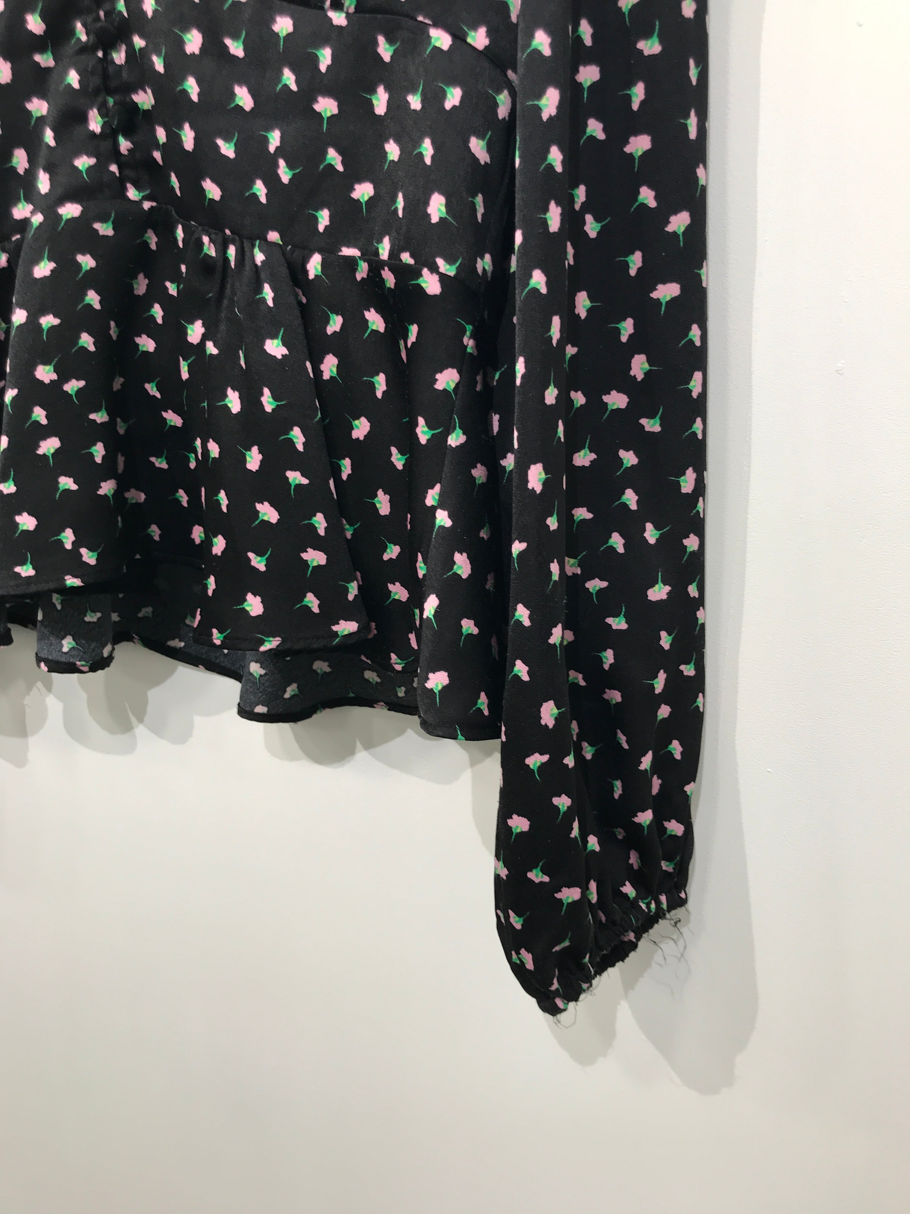 Neo Noir Bluse