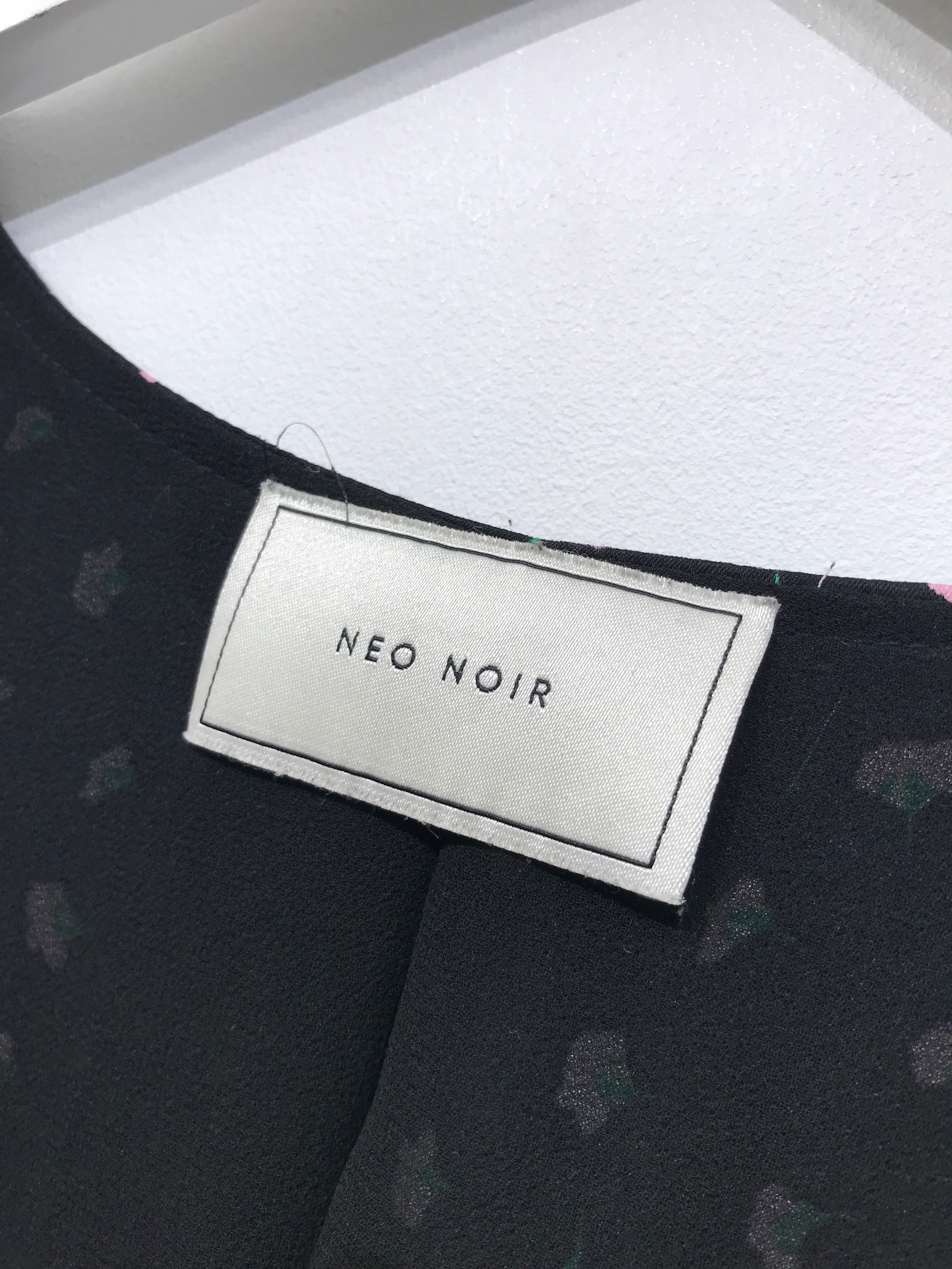 Neo Noir Bluse
