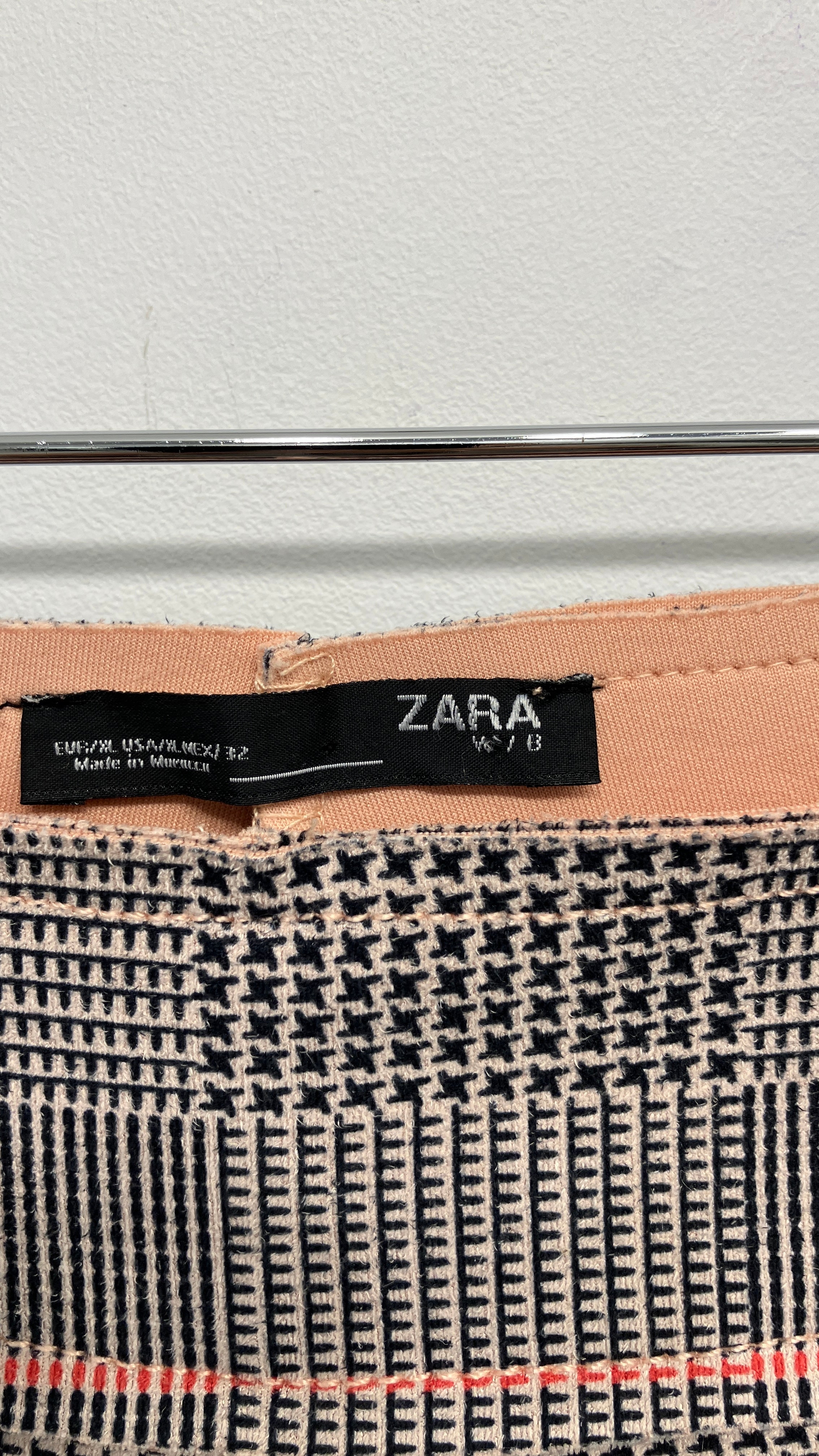 Zara Bukser