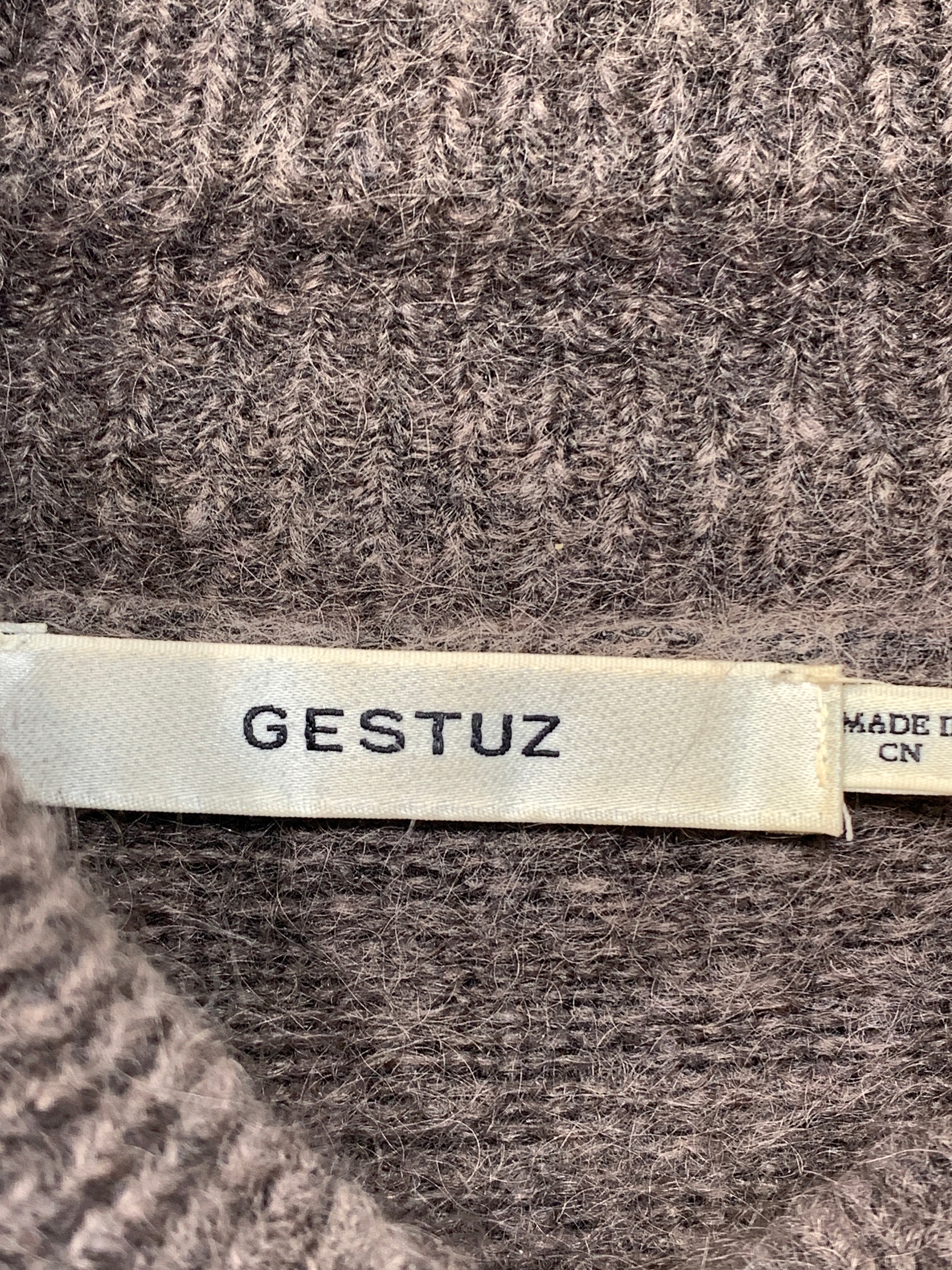 Gestuz Strik