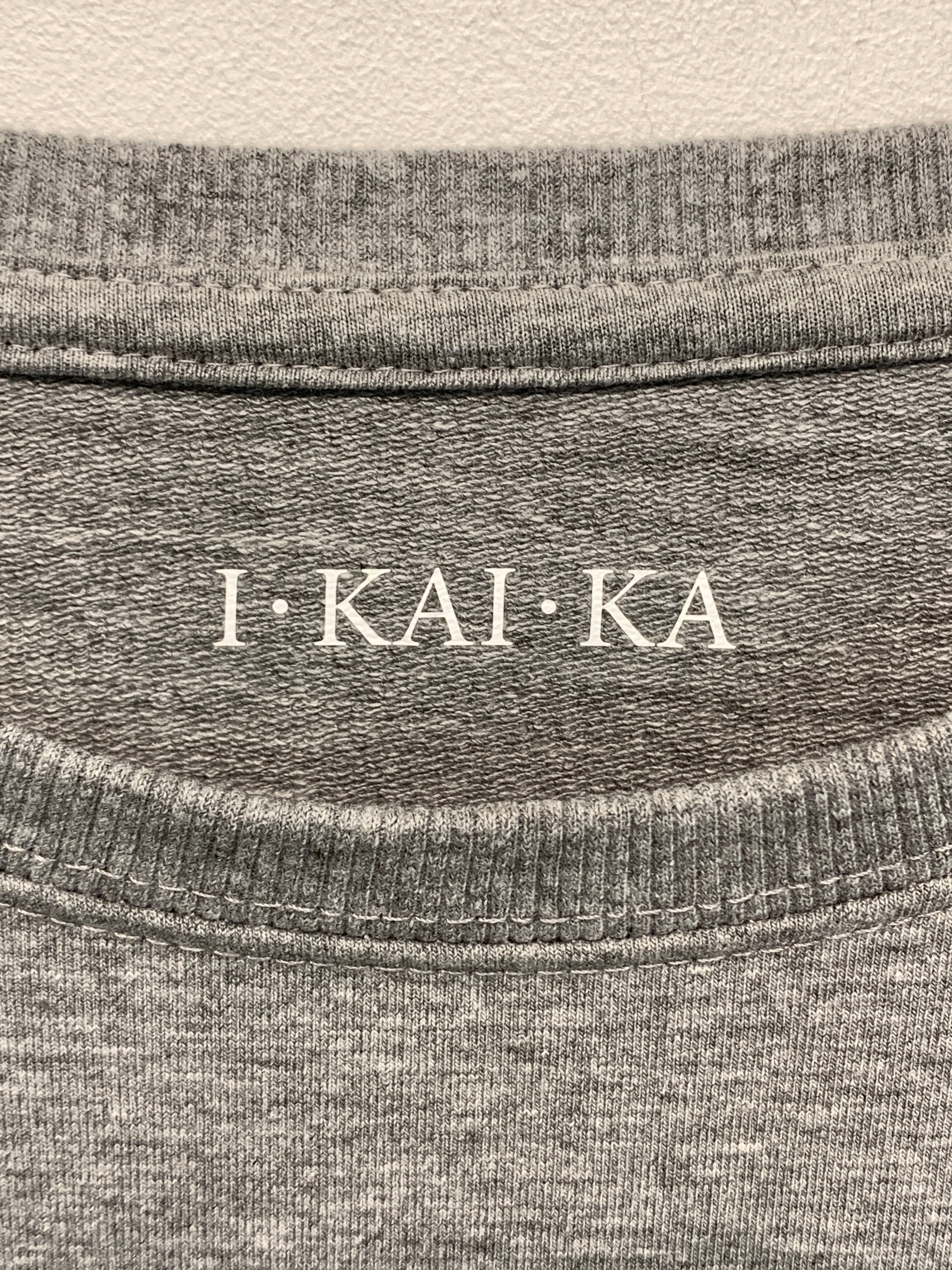 IKAIKA Sweatshirt