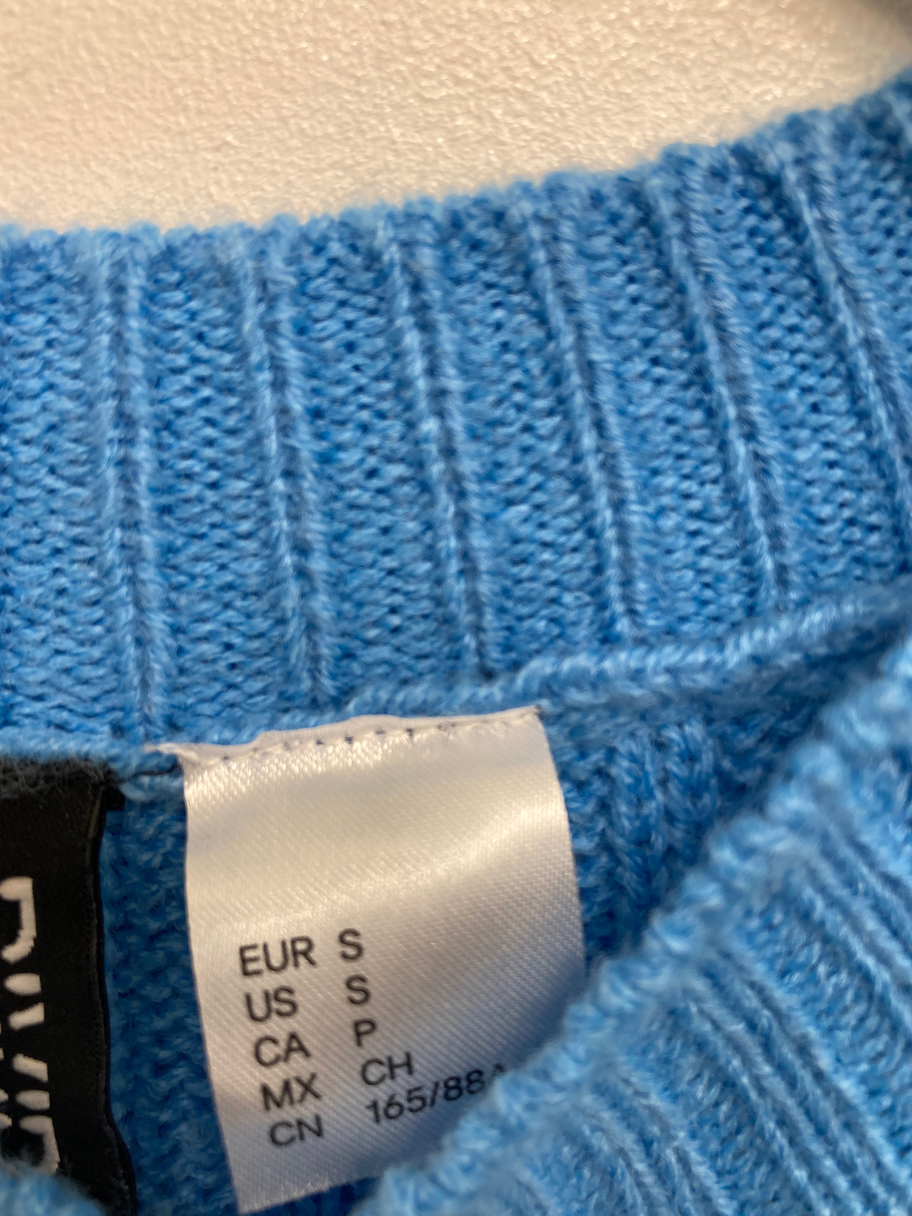 Divided (H&M) Strik