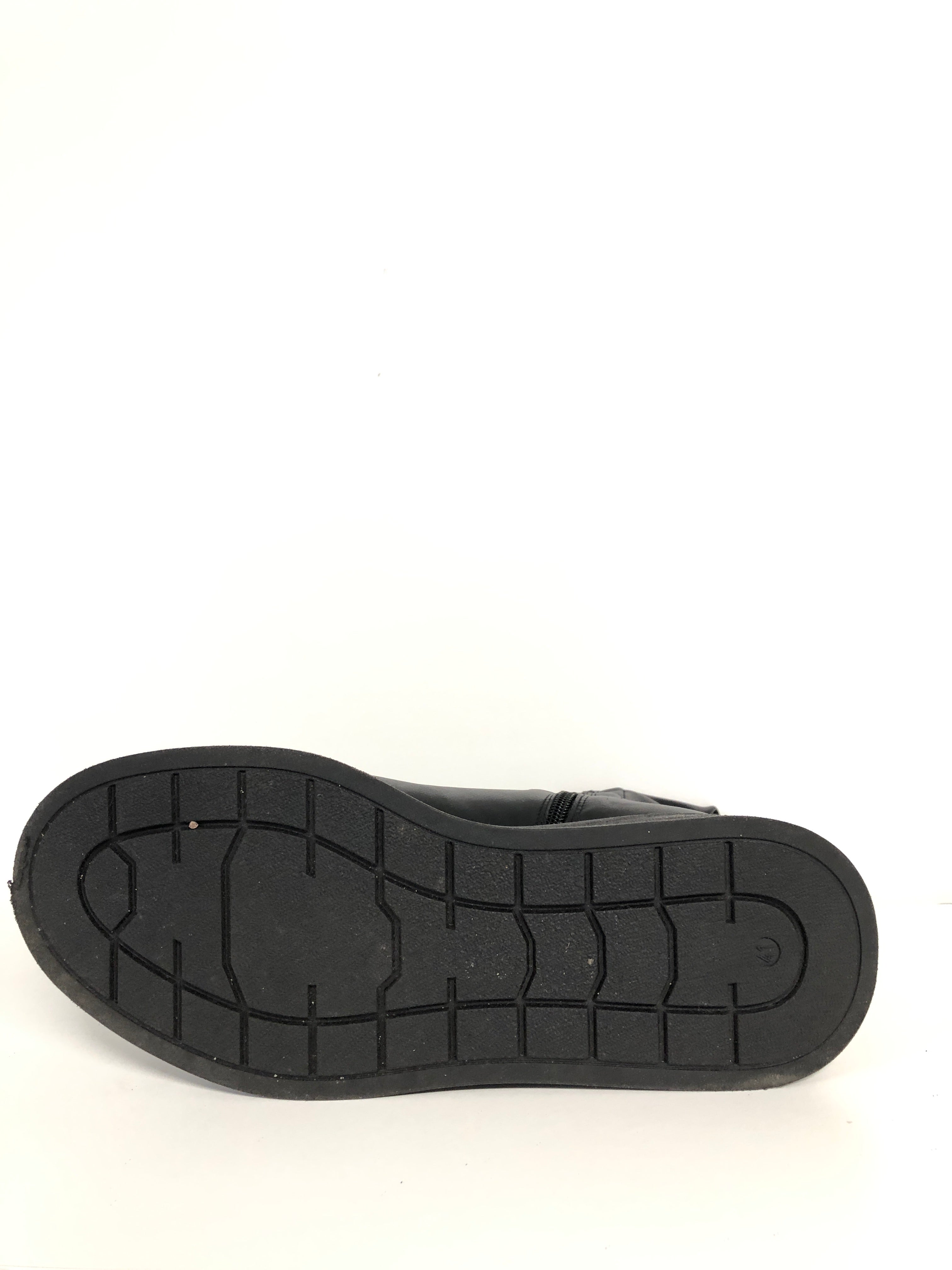 A Pair Sko