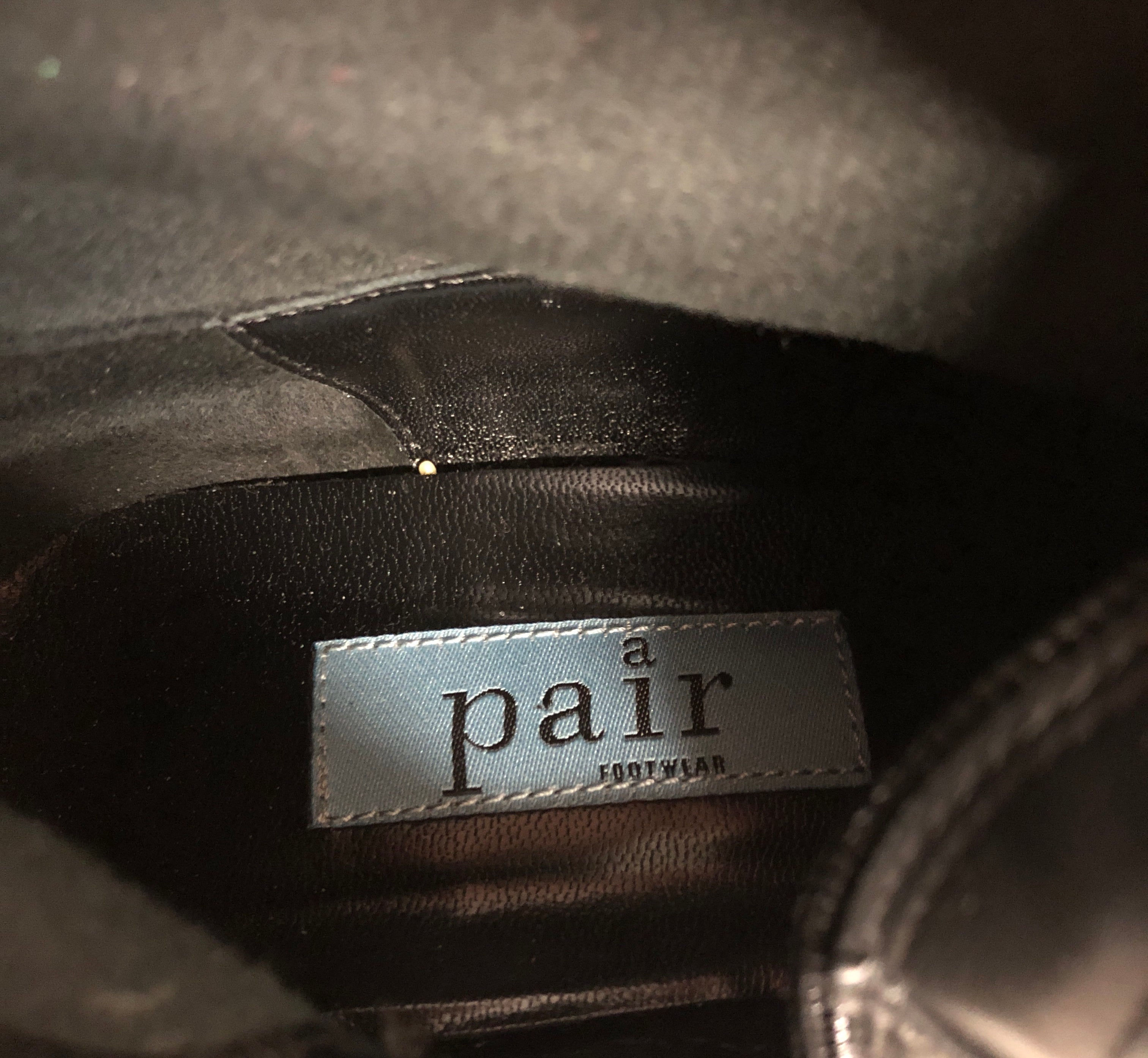 A Pair Sko