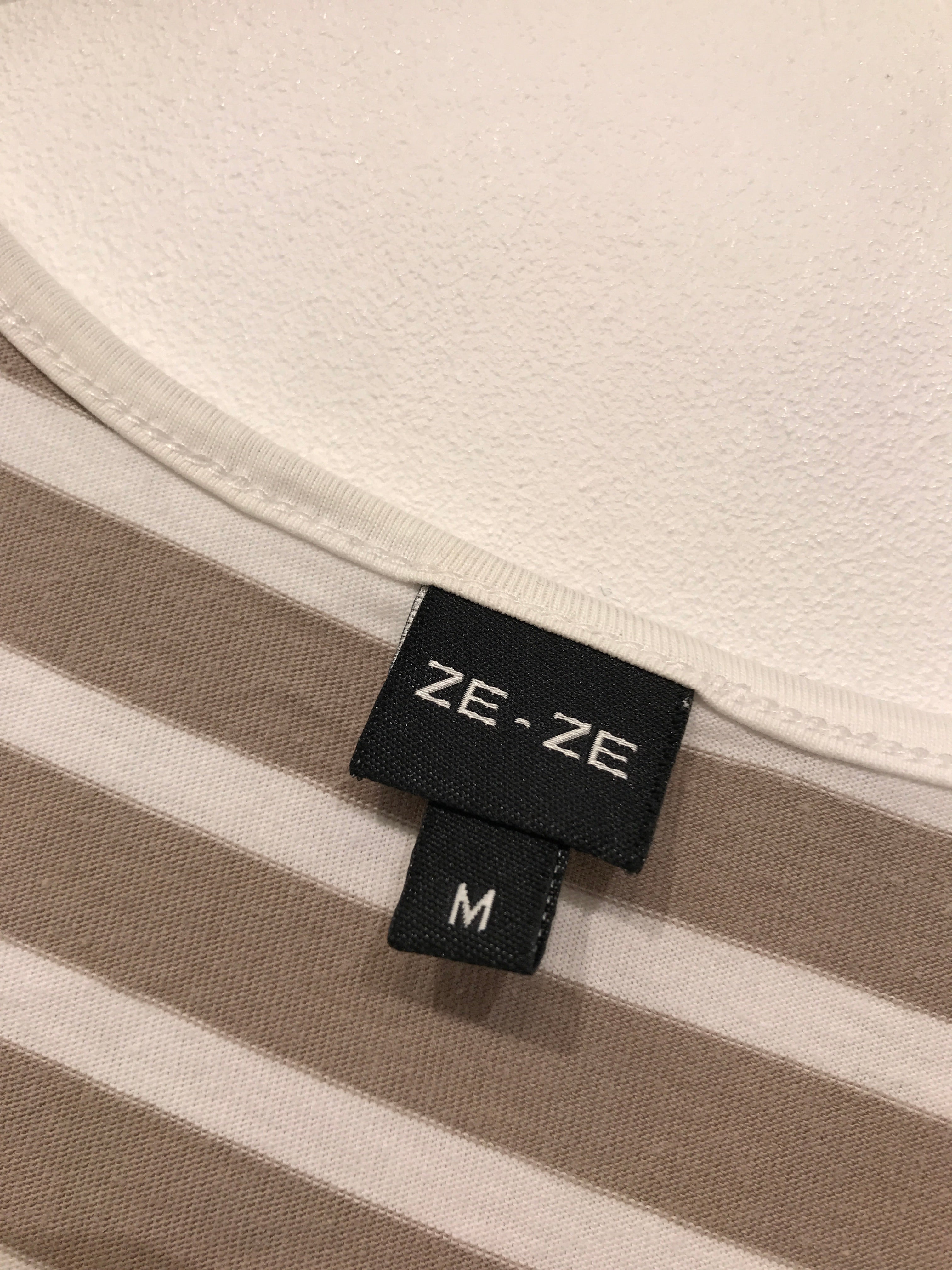 Ze-Ze Top