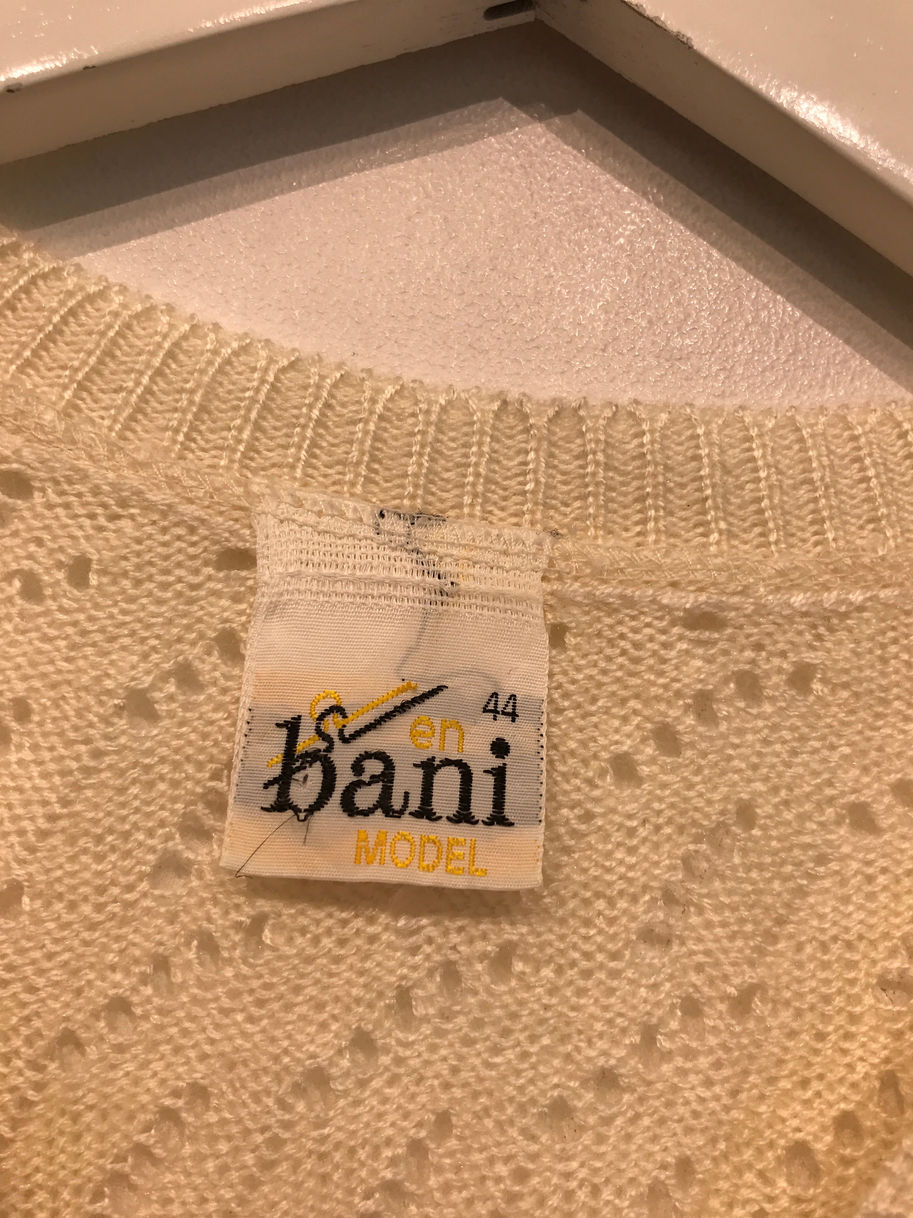 Bani Strik Vest