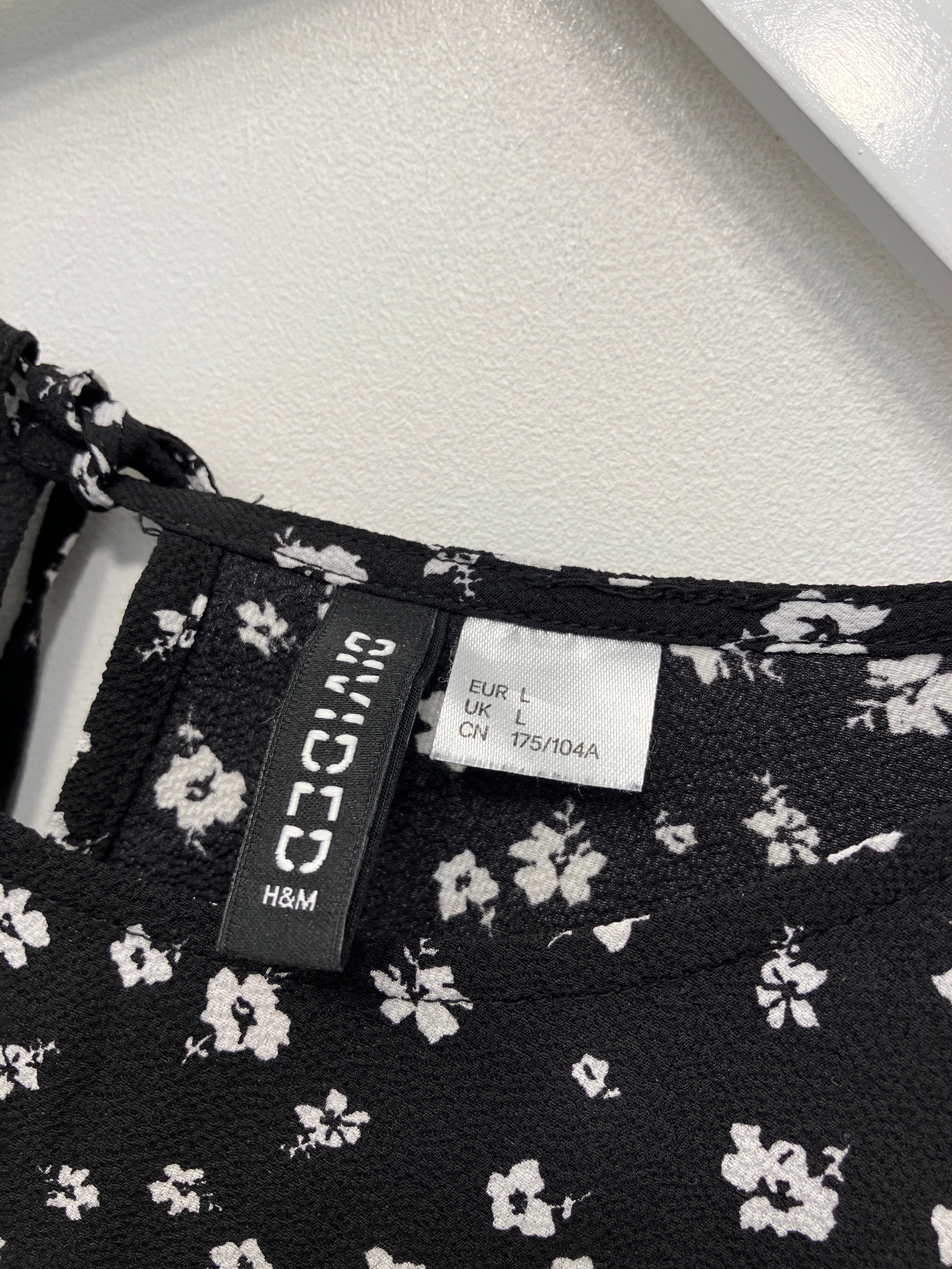 Divided (H&M) Kjole