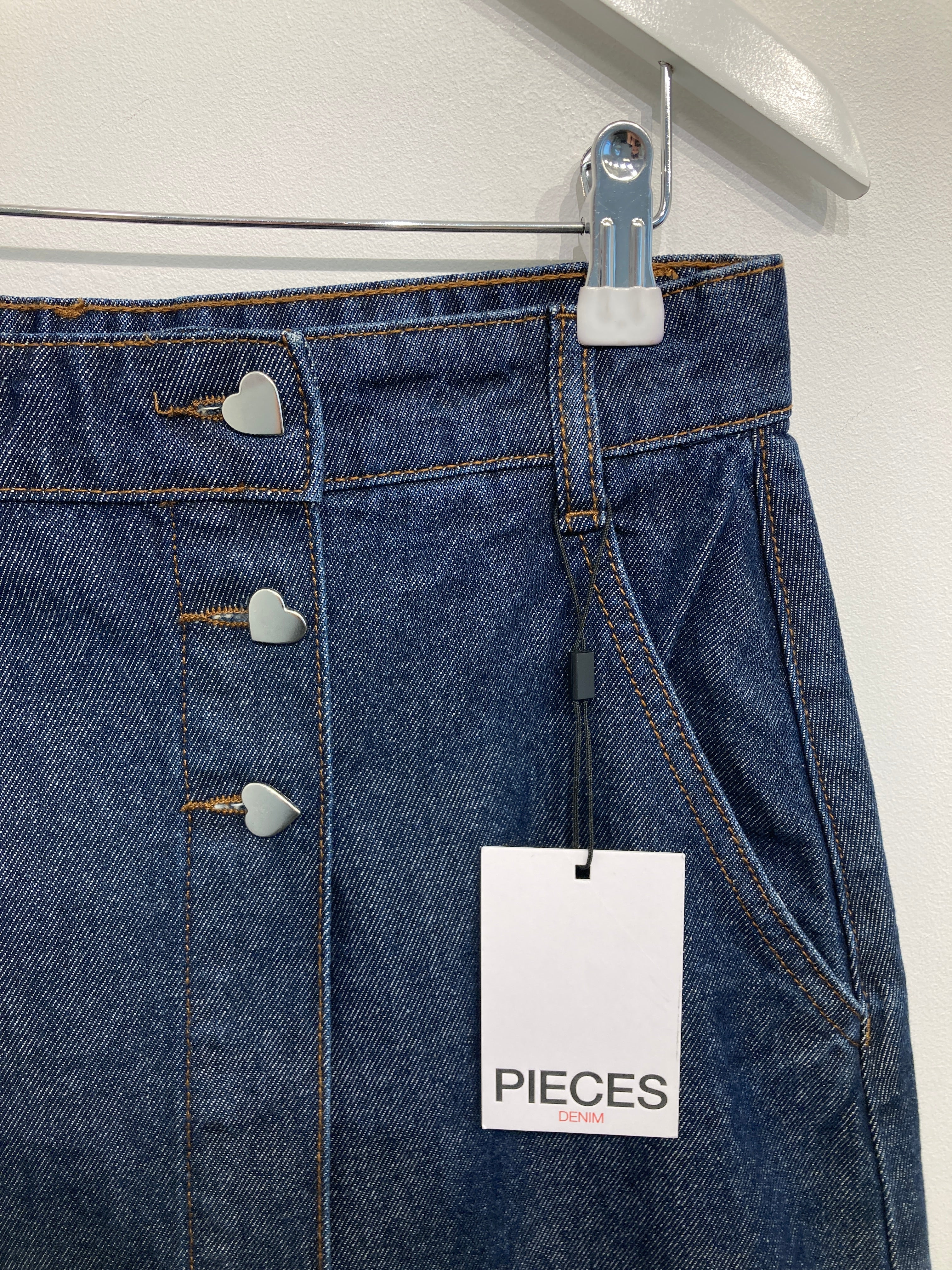 Pieces Nederdel