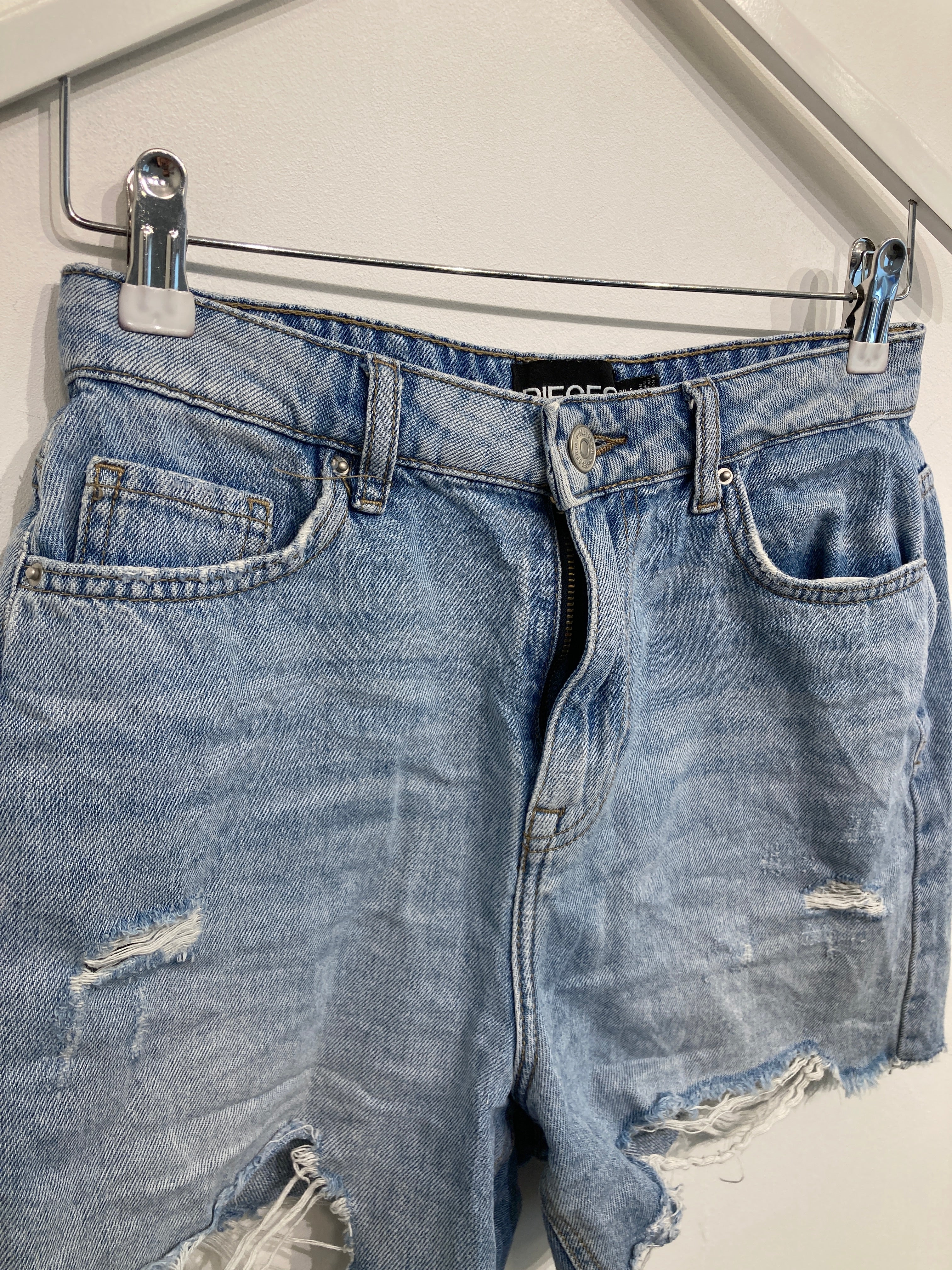 Pieces Shorts