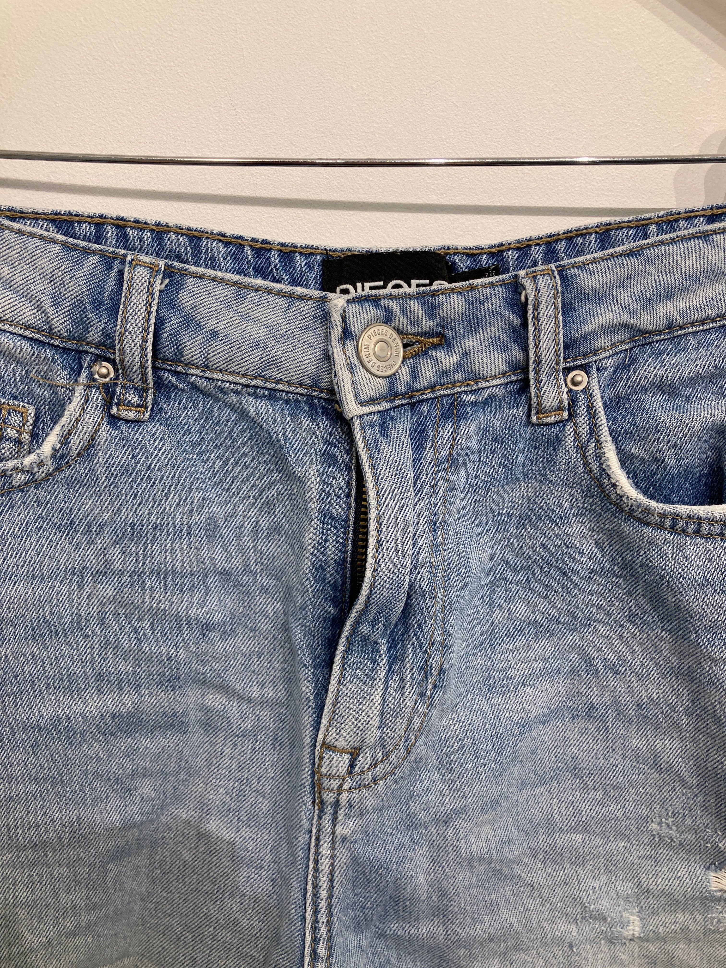 Pieces Shorts
