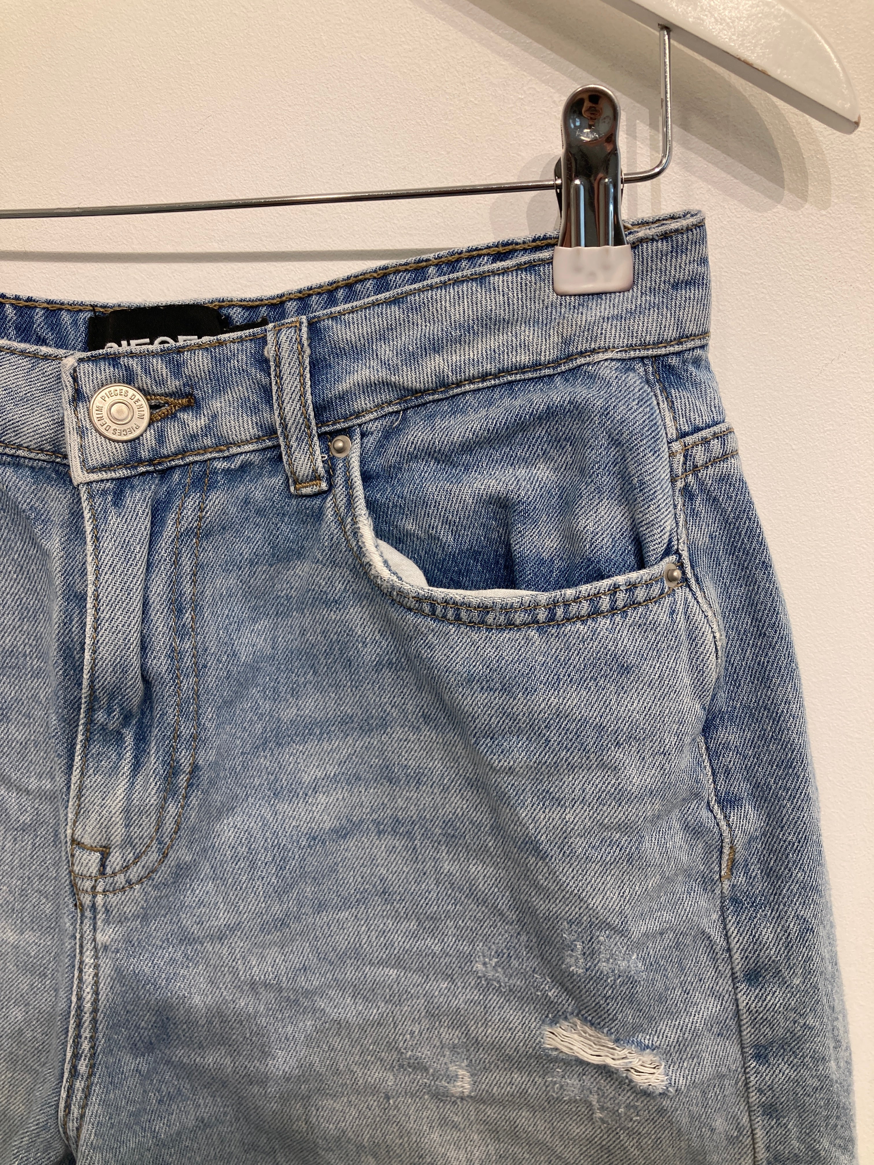 Pieces Shorts