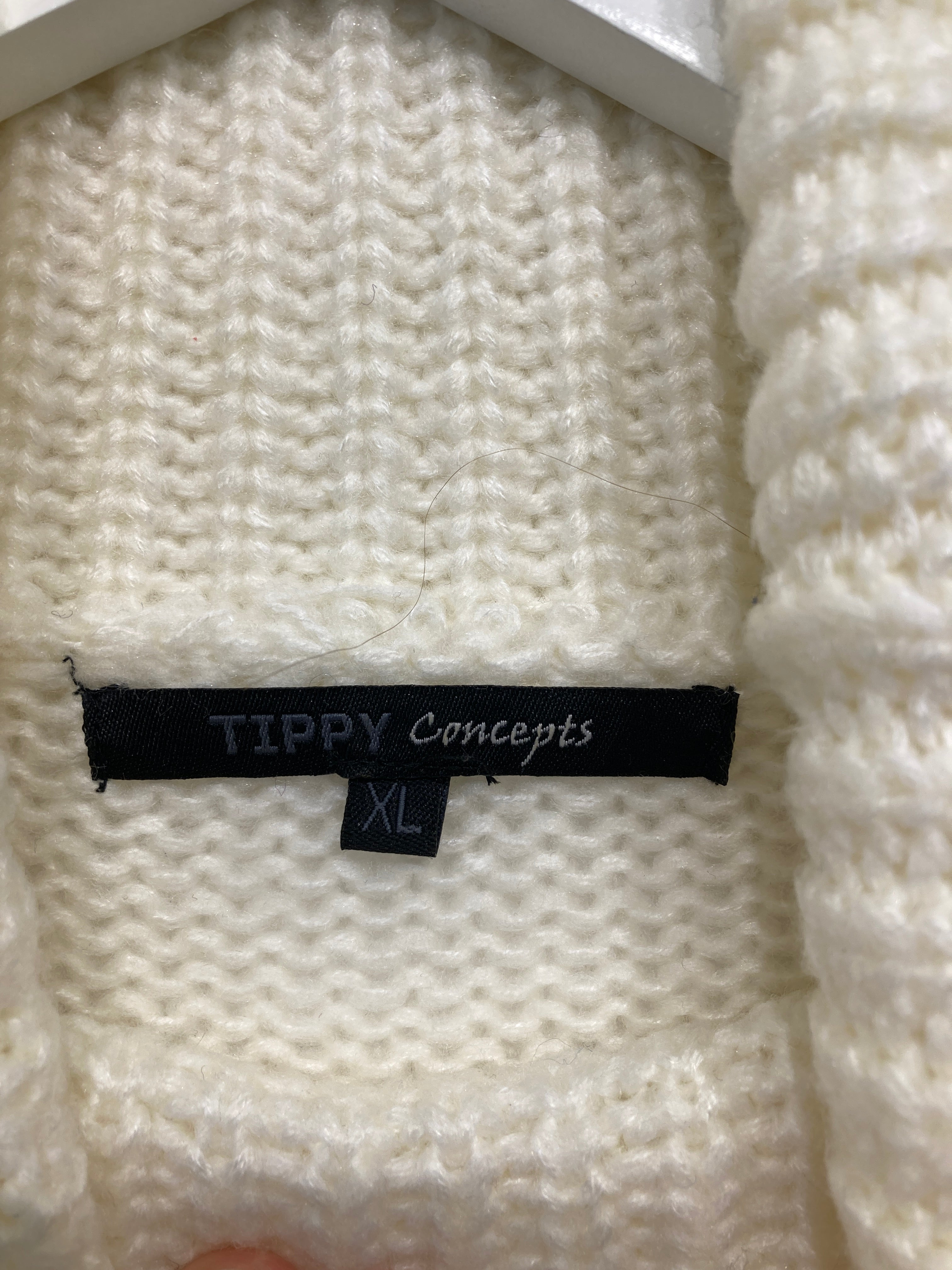 Tippy Concepts Strik